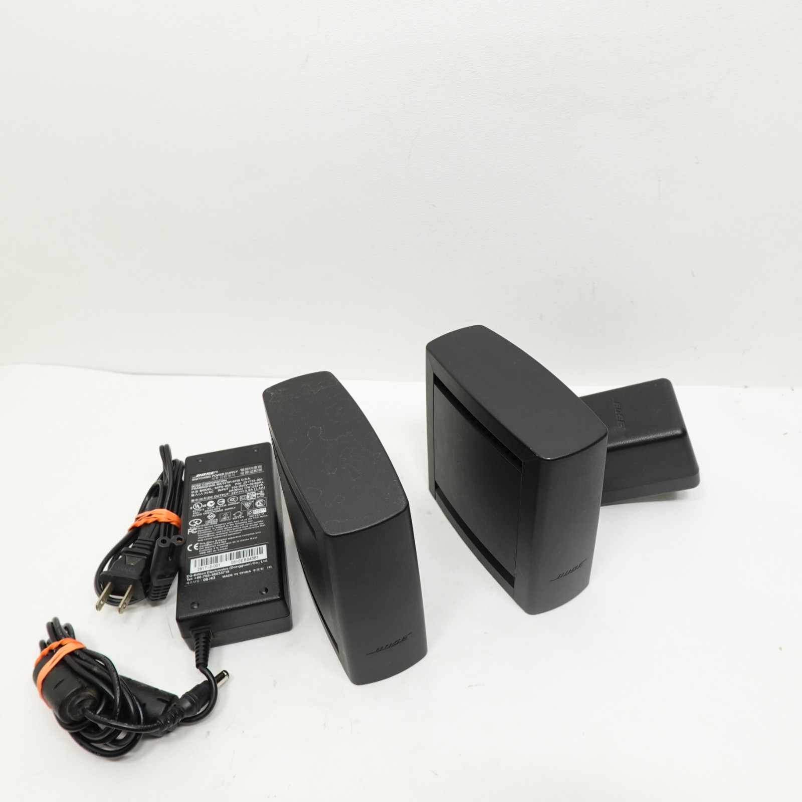 BOSE SL2 Wireless Surround Link Kit TransmitterReceiver W Power Supply L G2U