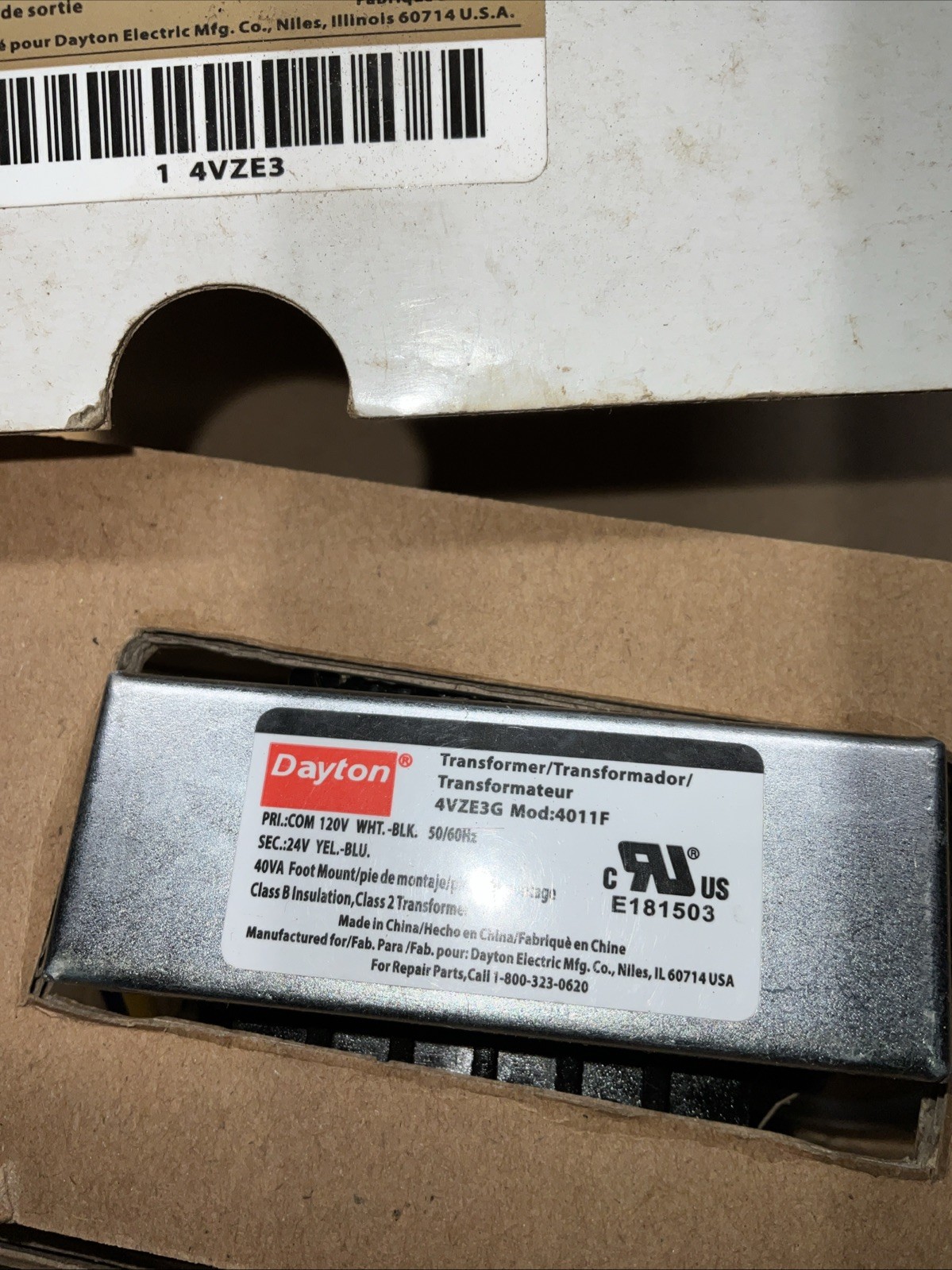 Dayton Transformer 4VZE3G 40VA Foot Mount Class B Insulation Class2 Transformer
