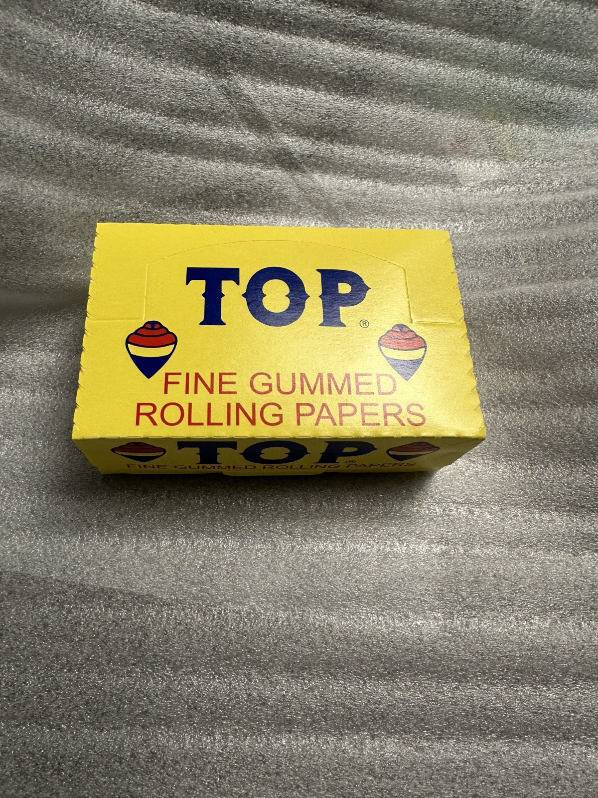 TOP SINGLE WIDE FINE GUMMED CIGARETTE ROLLING PAPER  24 PACK BOX-AUTHENTIC