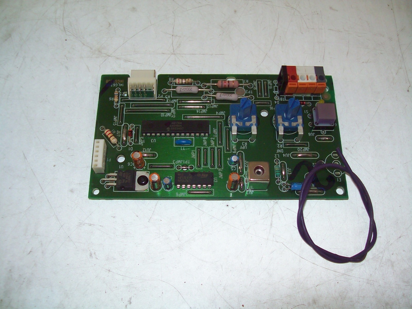 2009 Liftmaster Garage Door 1/2 HP Opener PURPLE LEARN BUTTON Logic Board GUC
