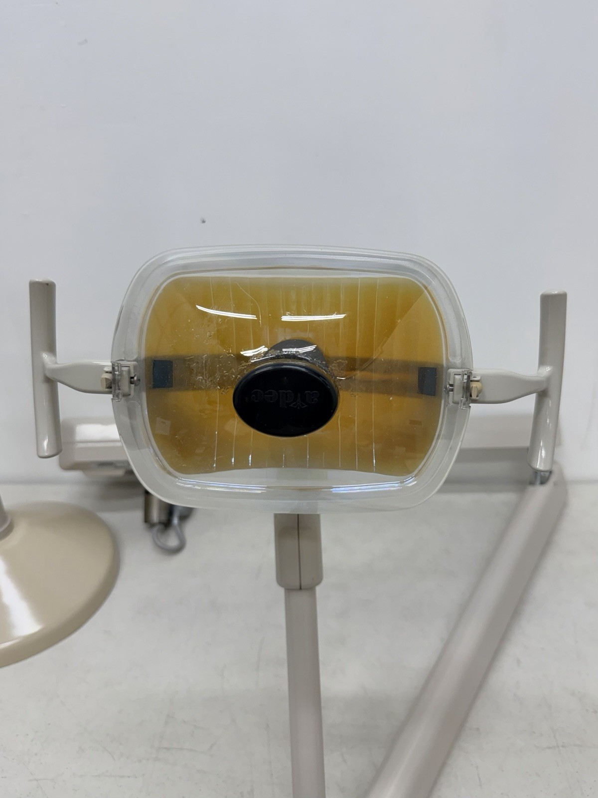 Adec 6300 Ceiling-Mount Dental Patient Exam Light