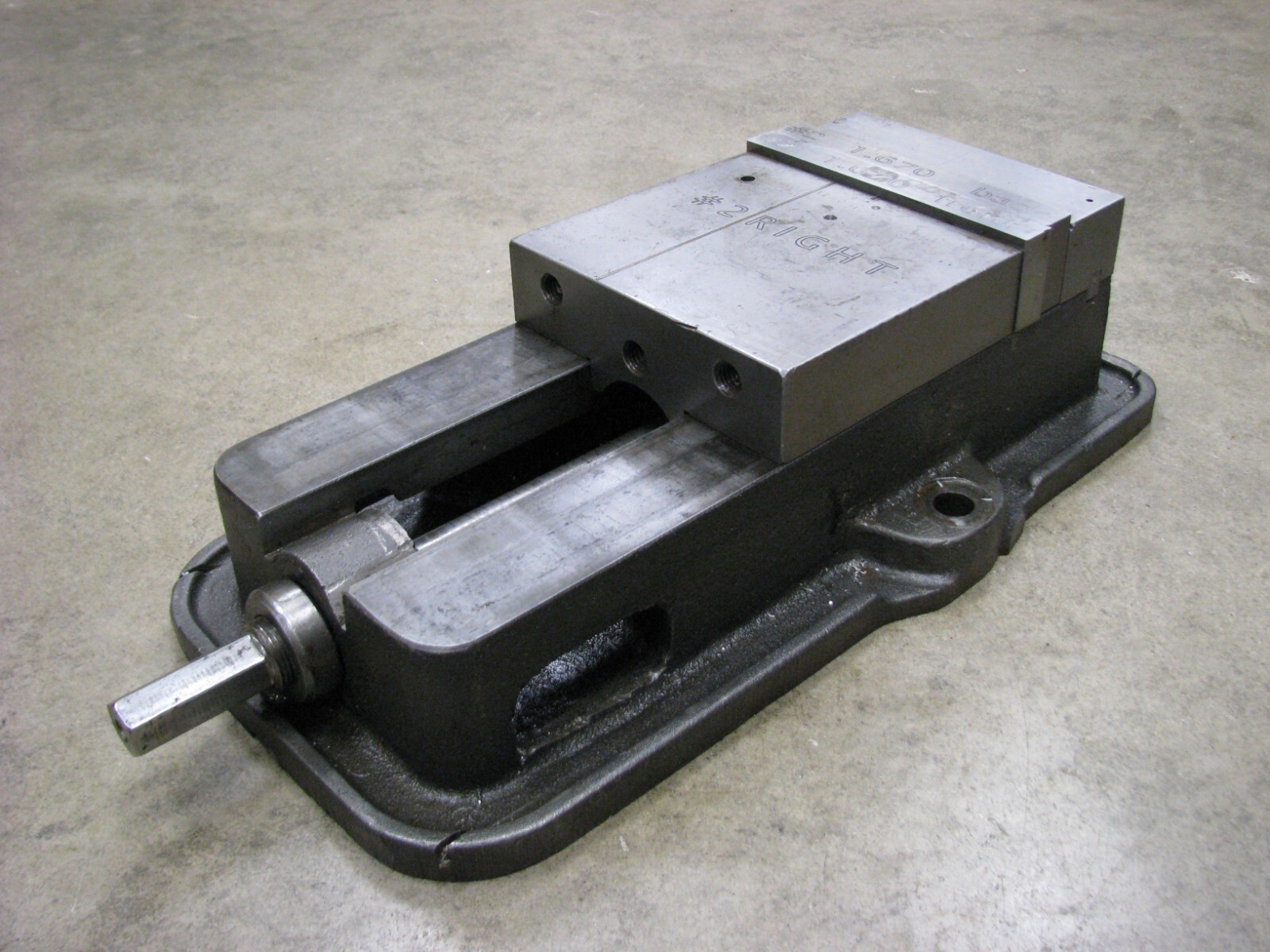 Kurt Type Angle Lock Mill Vise 6"