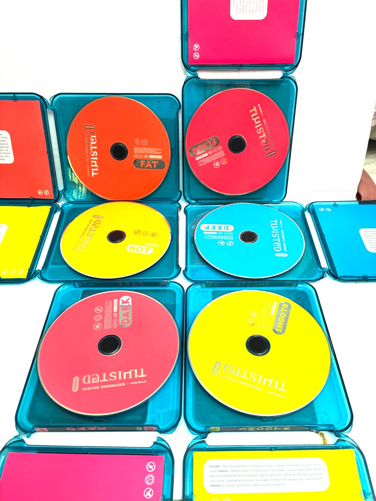 6 Extreme Music Twisted CDs - Smooth Deep Fat Flash Dark Hot