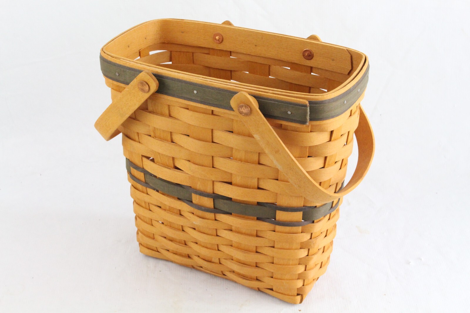 Vintage 1996 Longaberger Collector's Club Membership Hand Woven Wicker Basket