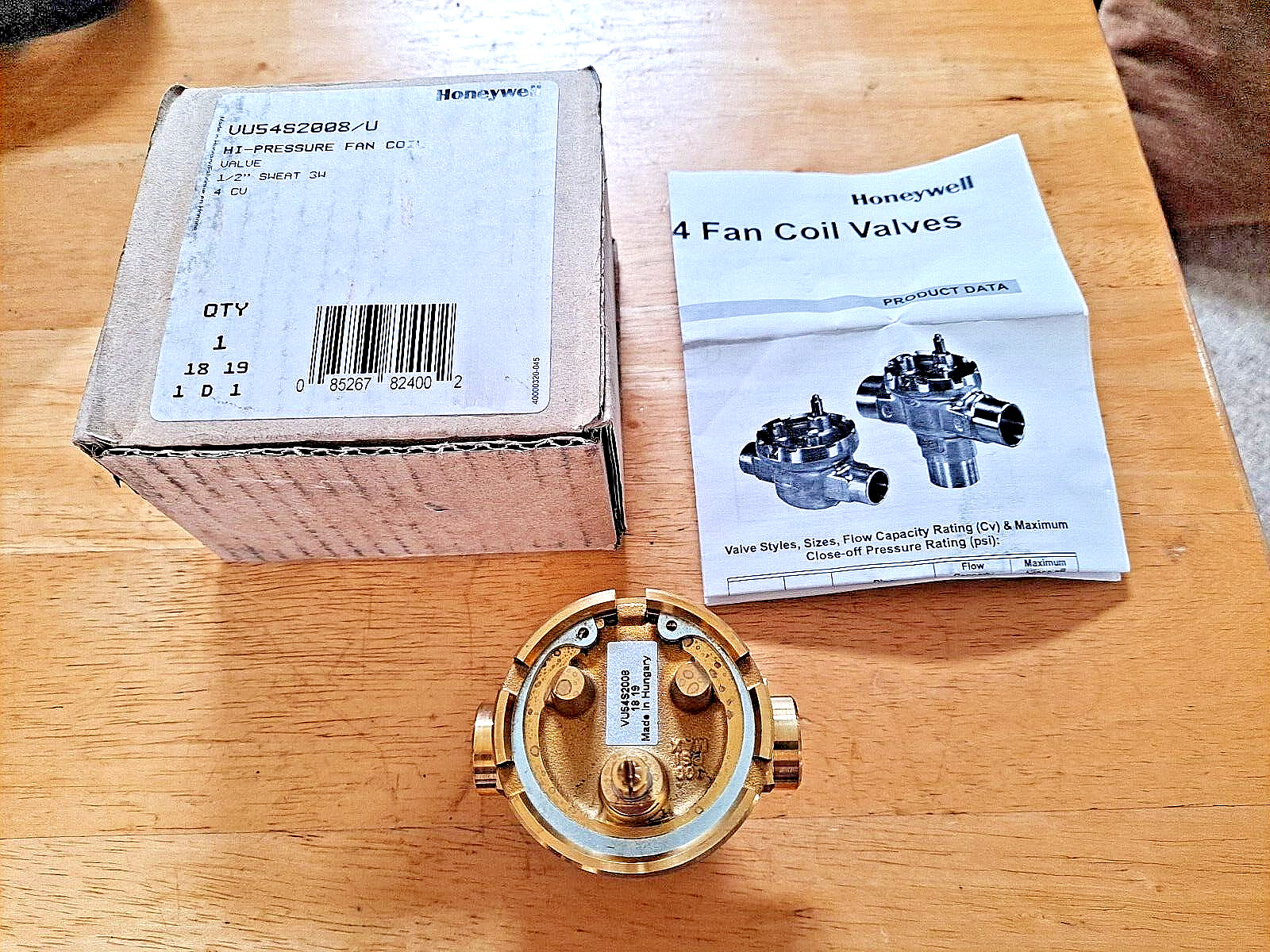 HONEYWELL VU54S2008/U  VU54S2008U 1/2" Sweat Fan Coil Valve NIB FREE SHIPPING