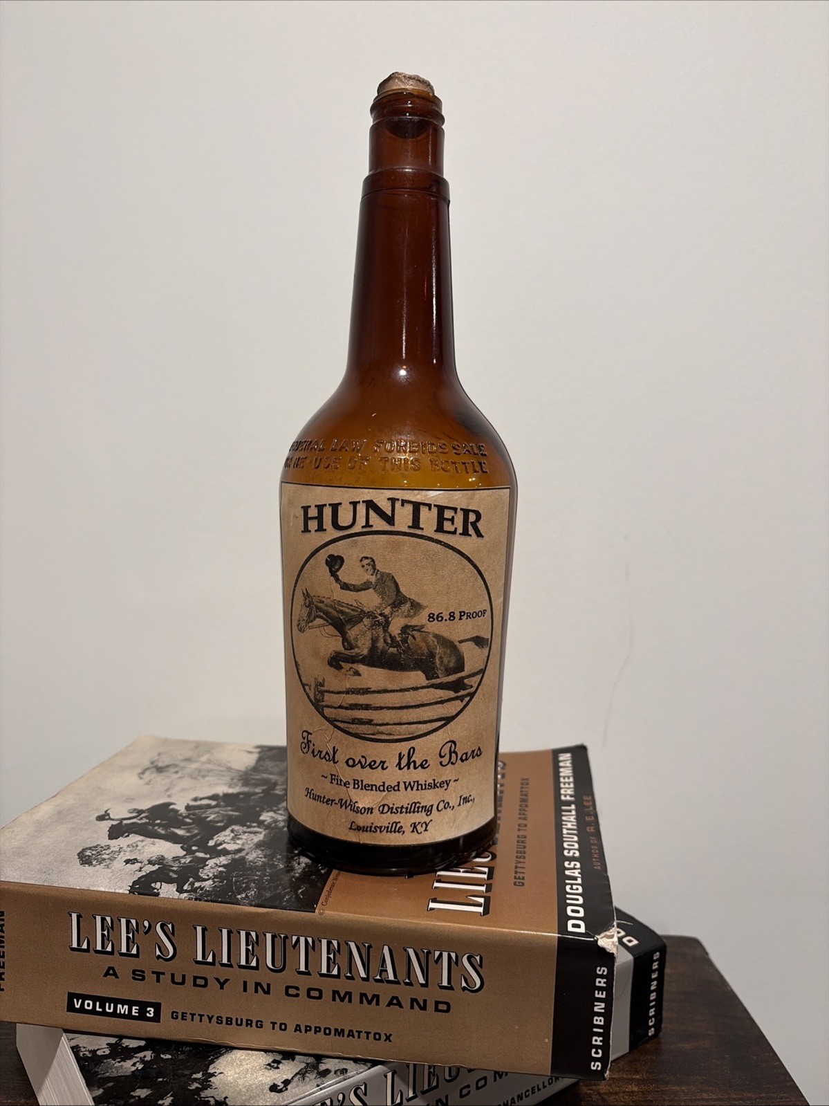 Genuine Vintage Hunter Whiskey Bottle With Fox Hunt Logo