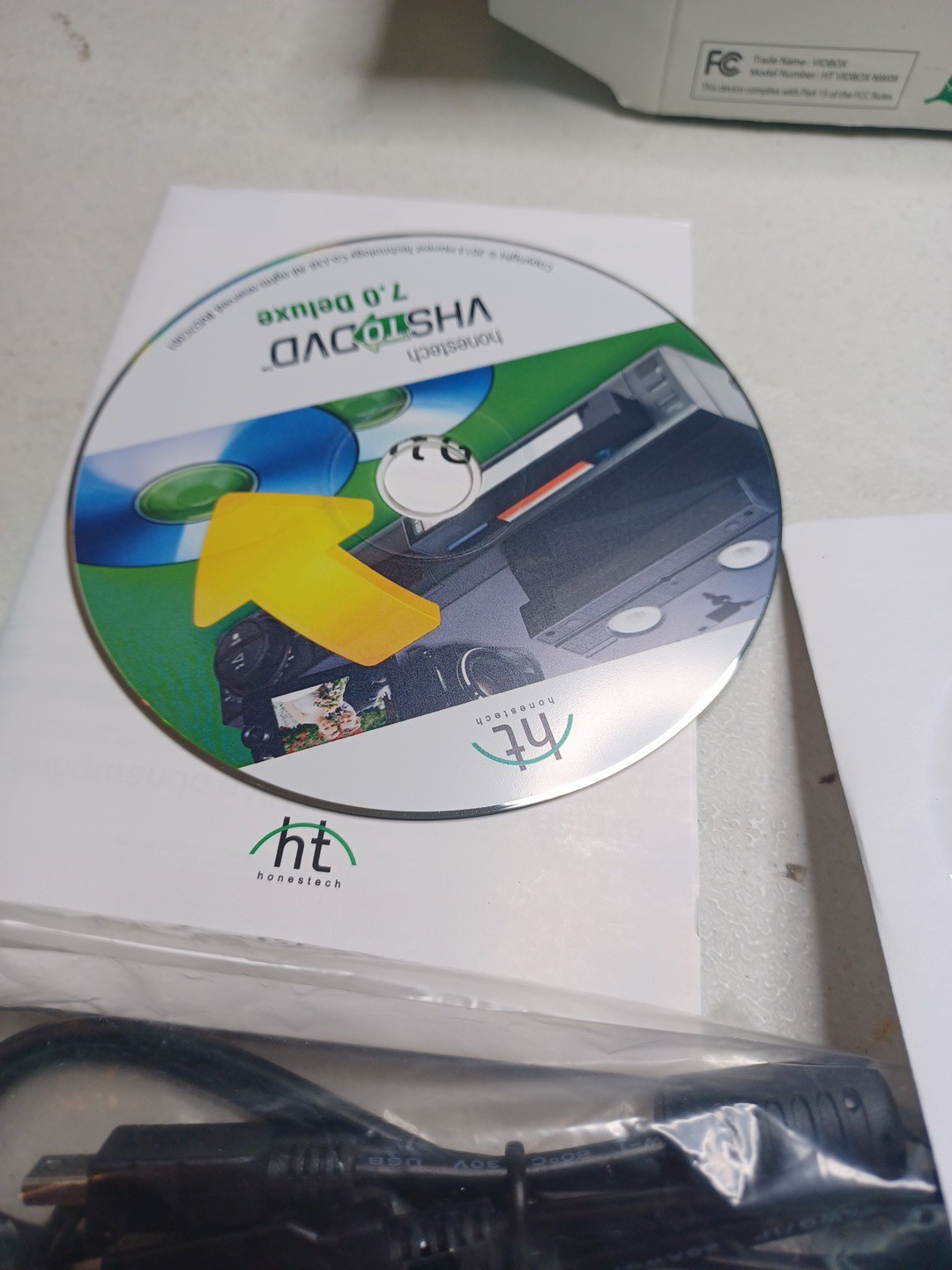 Honestech VHS to DVD/BLU-RAY 7.0 Deluxe Video Conversion Solution USB Windows
