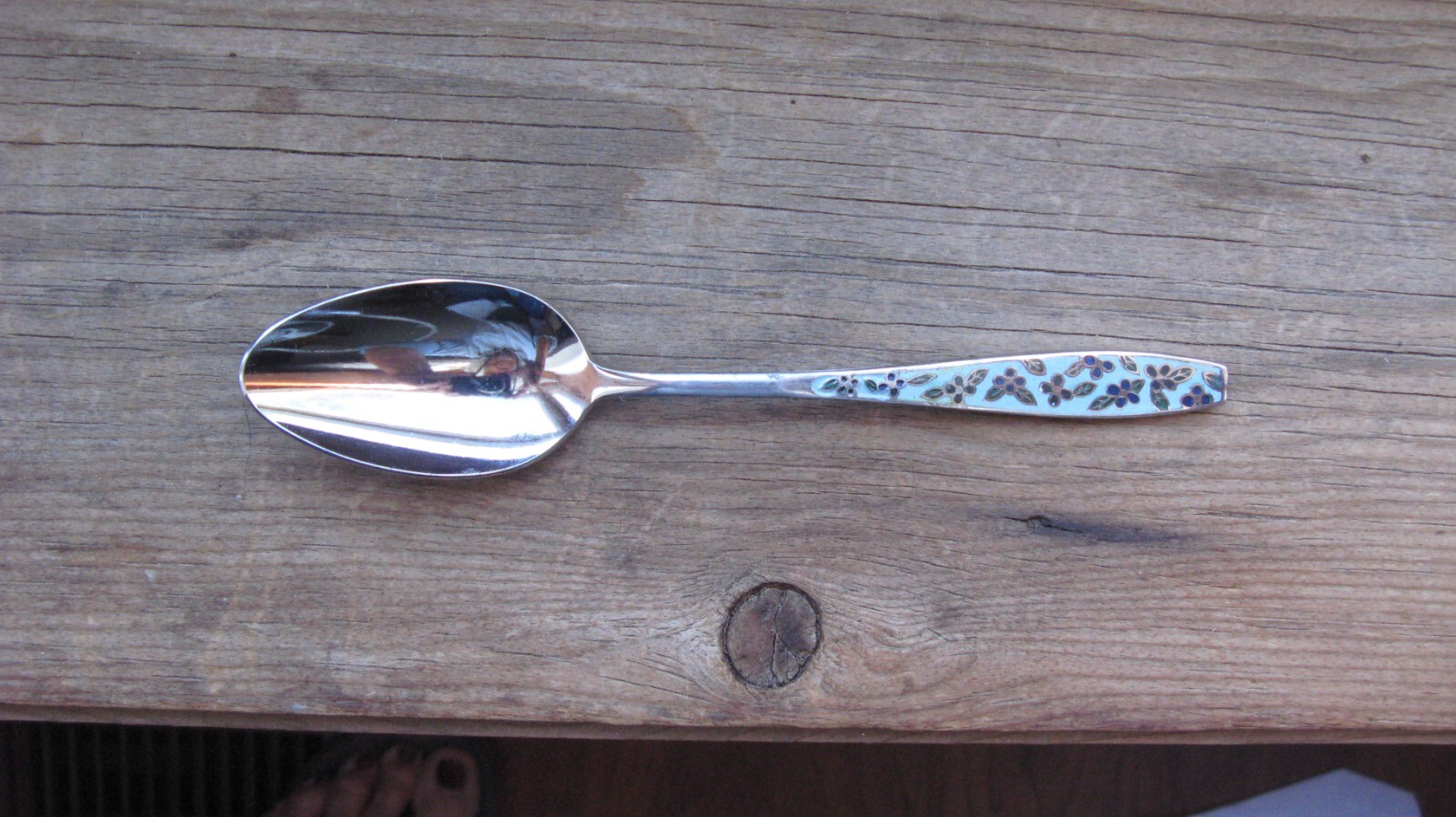 Japan Cloisonne Blue Flower Pattern Stainless Teaspoon 6-1/4" SO12