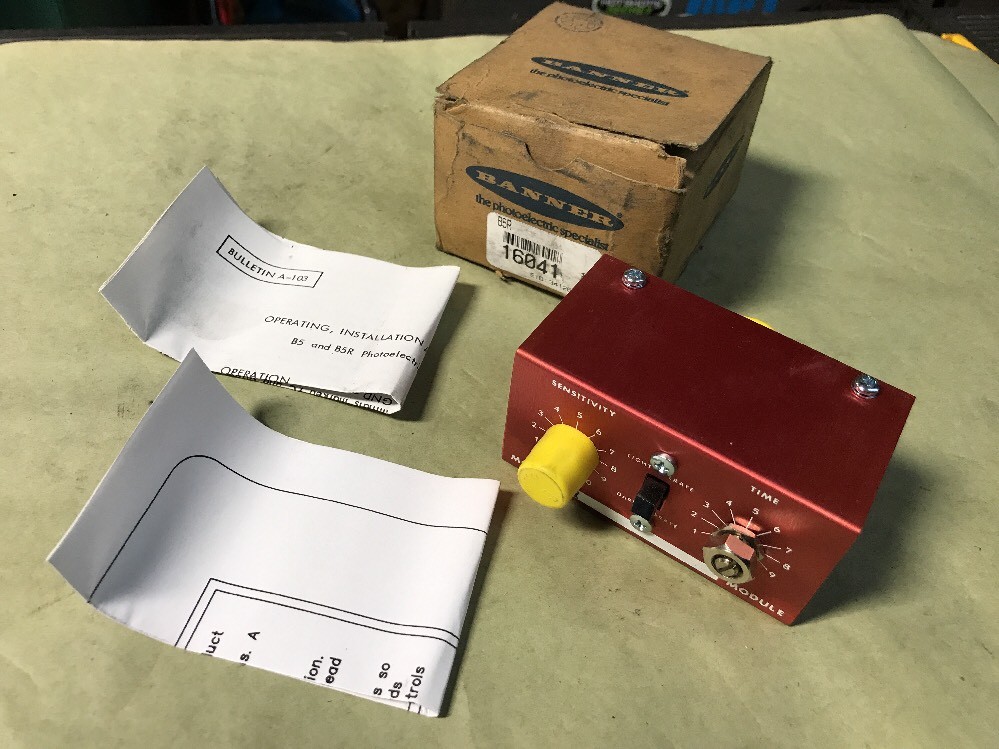 NEW Banner Engineering Photoelectric Amplifier Logic Module B5R 16041 FAST SHIP