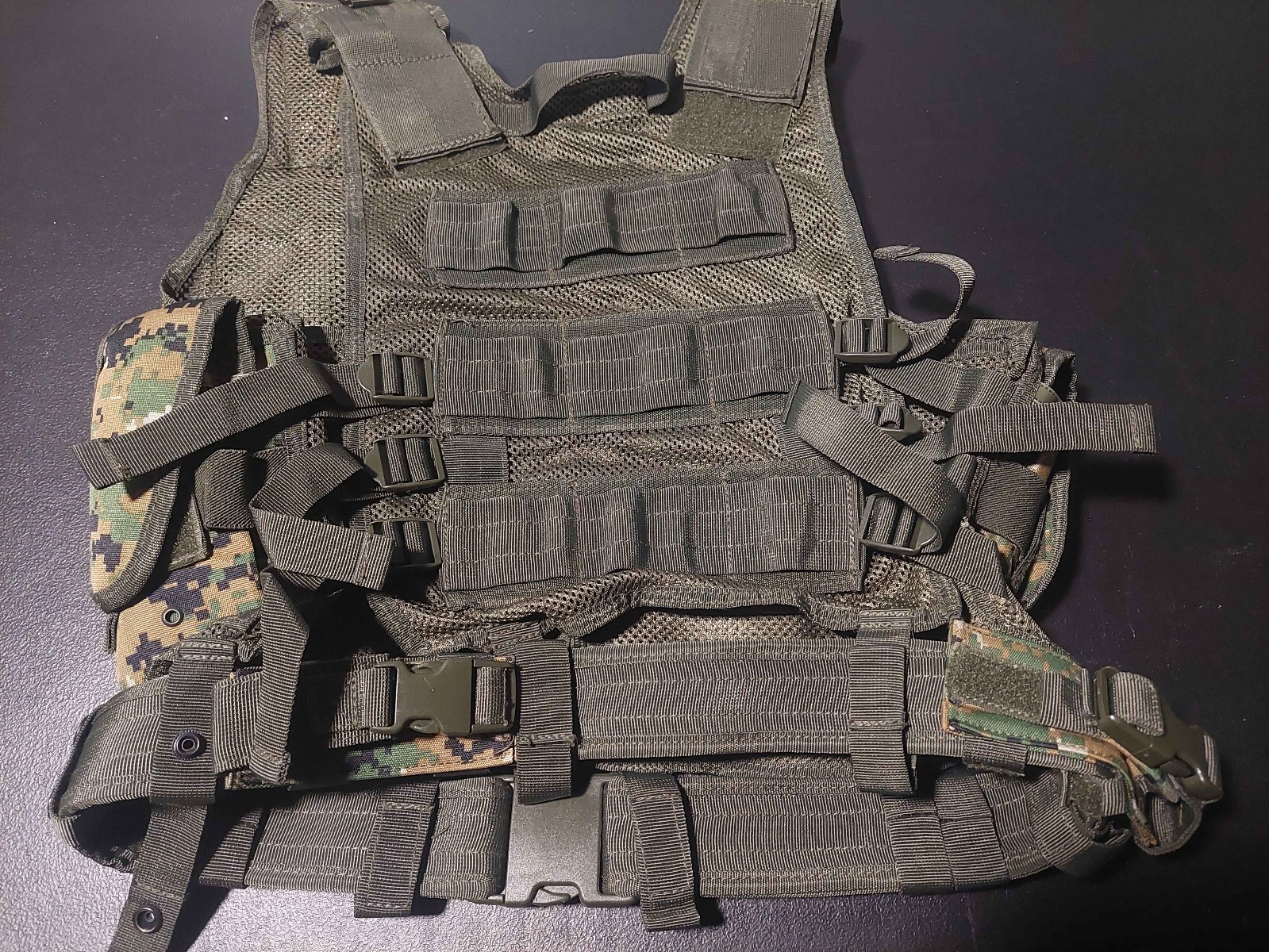 Red Rock Outdoor Gear Chest Rig, MARPAT