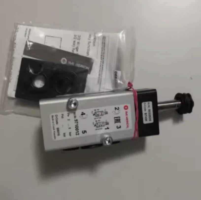 1PC NEW FOR solenoid valve 9710012