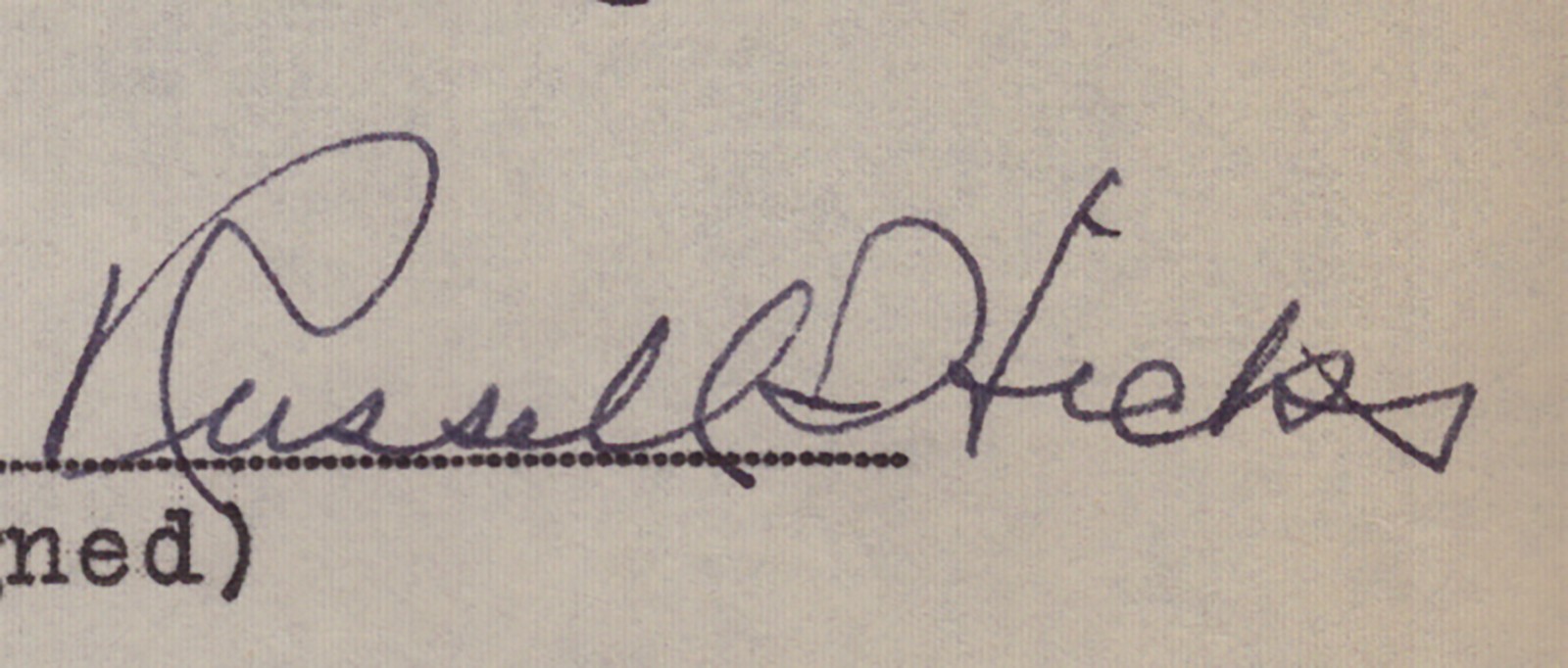 RUSSELL HICKS - AUTOGRAPH RESUME SIGNED