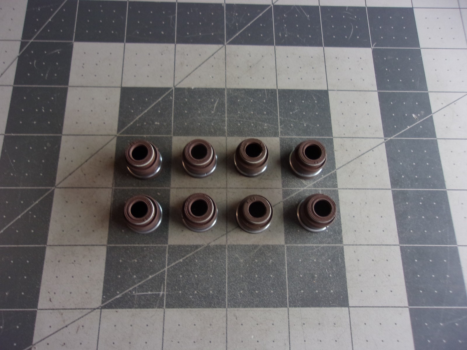 SBI 122-1119 (8) Valve Stem Seals 8944284660 '92-'97 Isuzu Rodeo L4 2559cc 2.6L