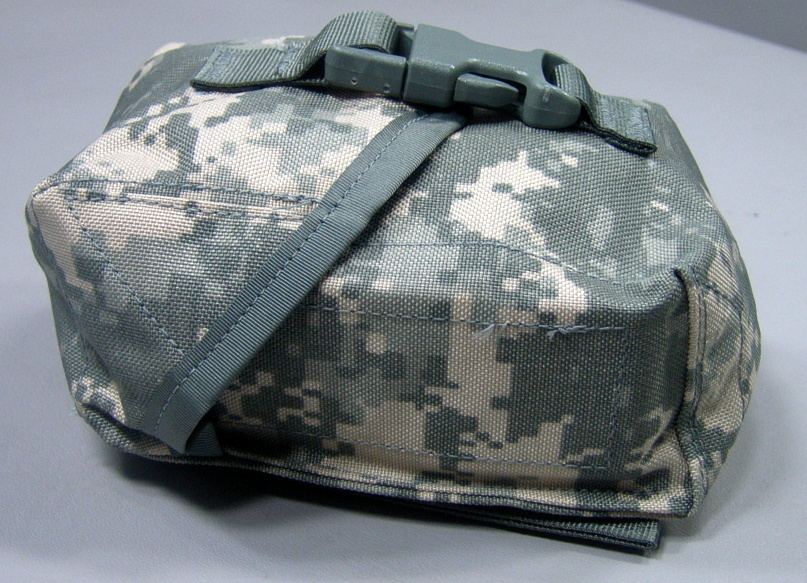 US Military Issue MOLLE II 100 Round SAW / Utility Pouch - ACU New in Bag!!!
