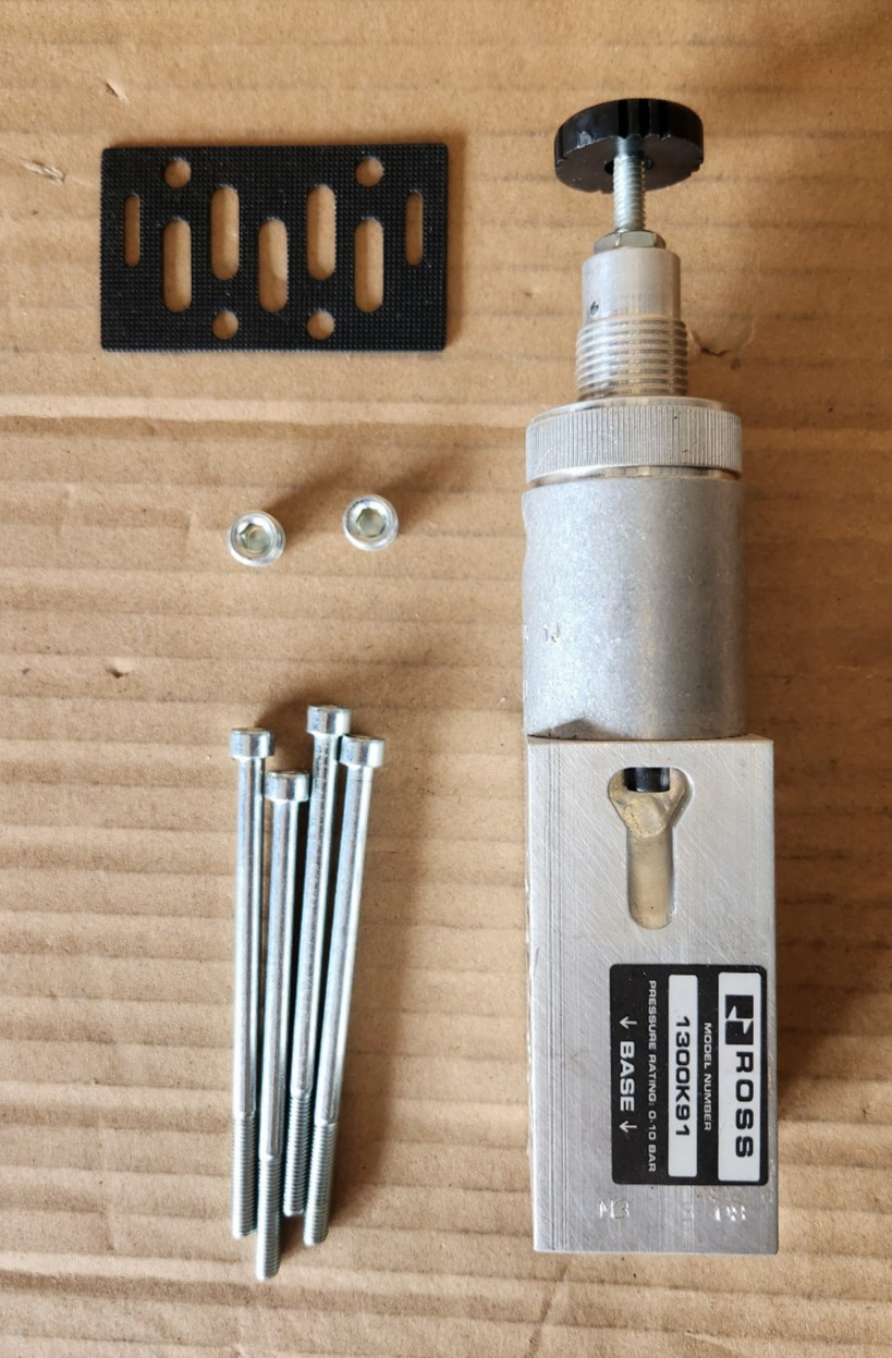 Ross Interposed Pressure Regulator - 1300K91