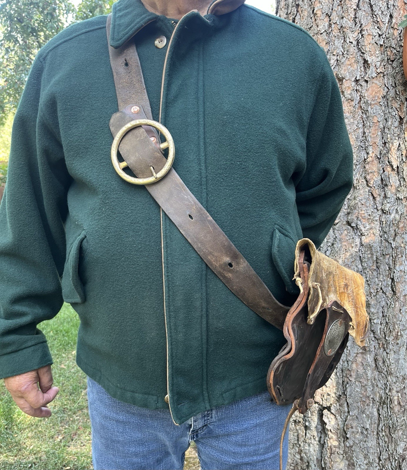 Colonial Style Frontier Possibles Bag Saddle Grade Leather Hammered Brass Buckle