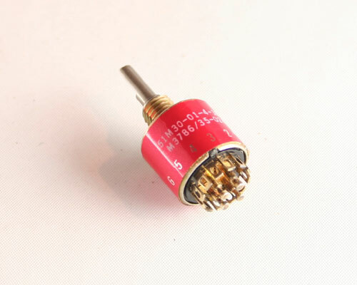 1x M3786/35-024 Rotary Switch Flatted Shaft Solder Lug 0.2A 220VAC 28VDC
