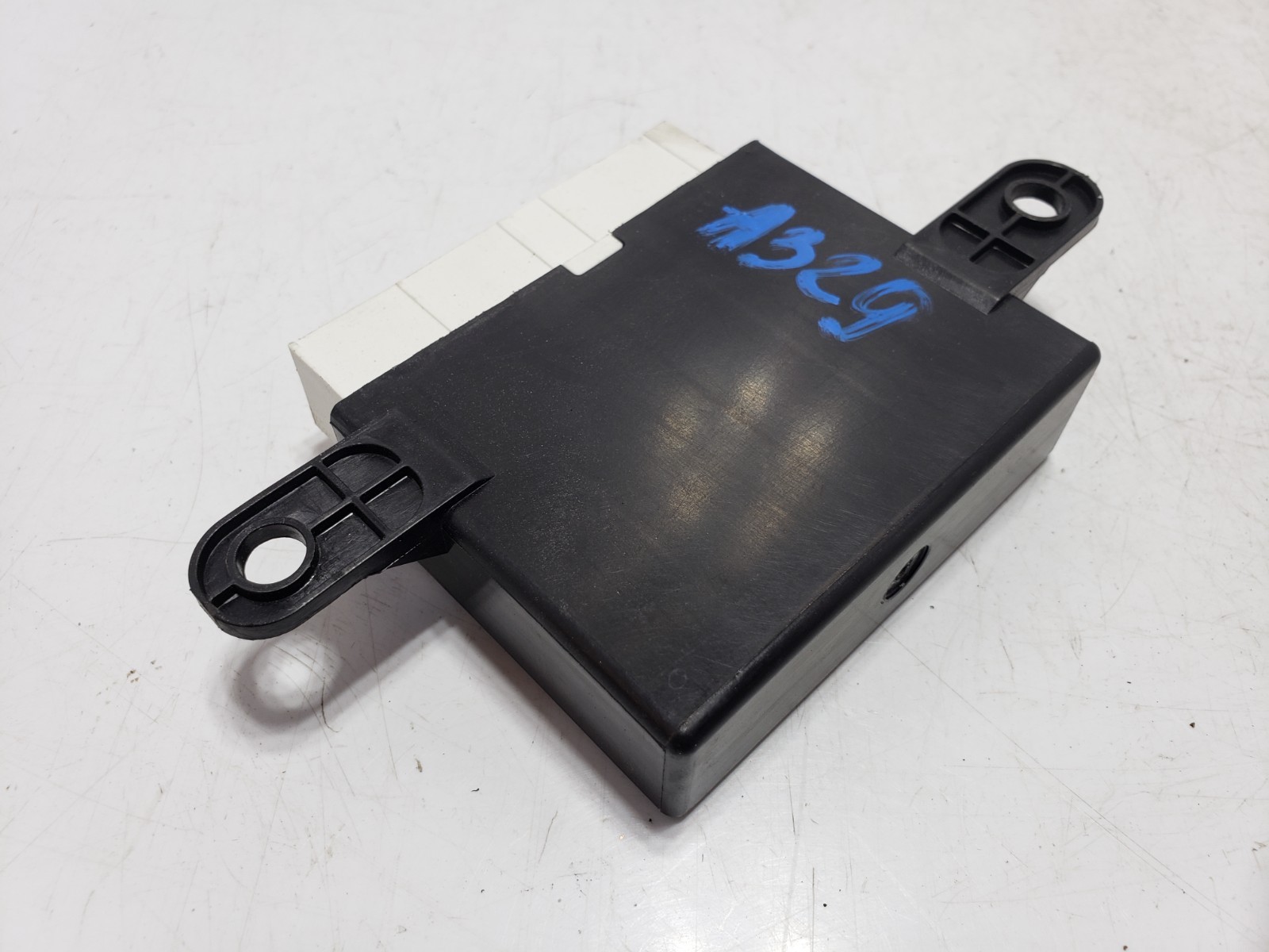✅ 2016-2020 OEM Tesla Model S X Parking Park Assist Control Module Unit