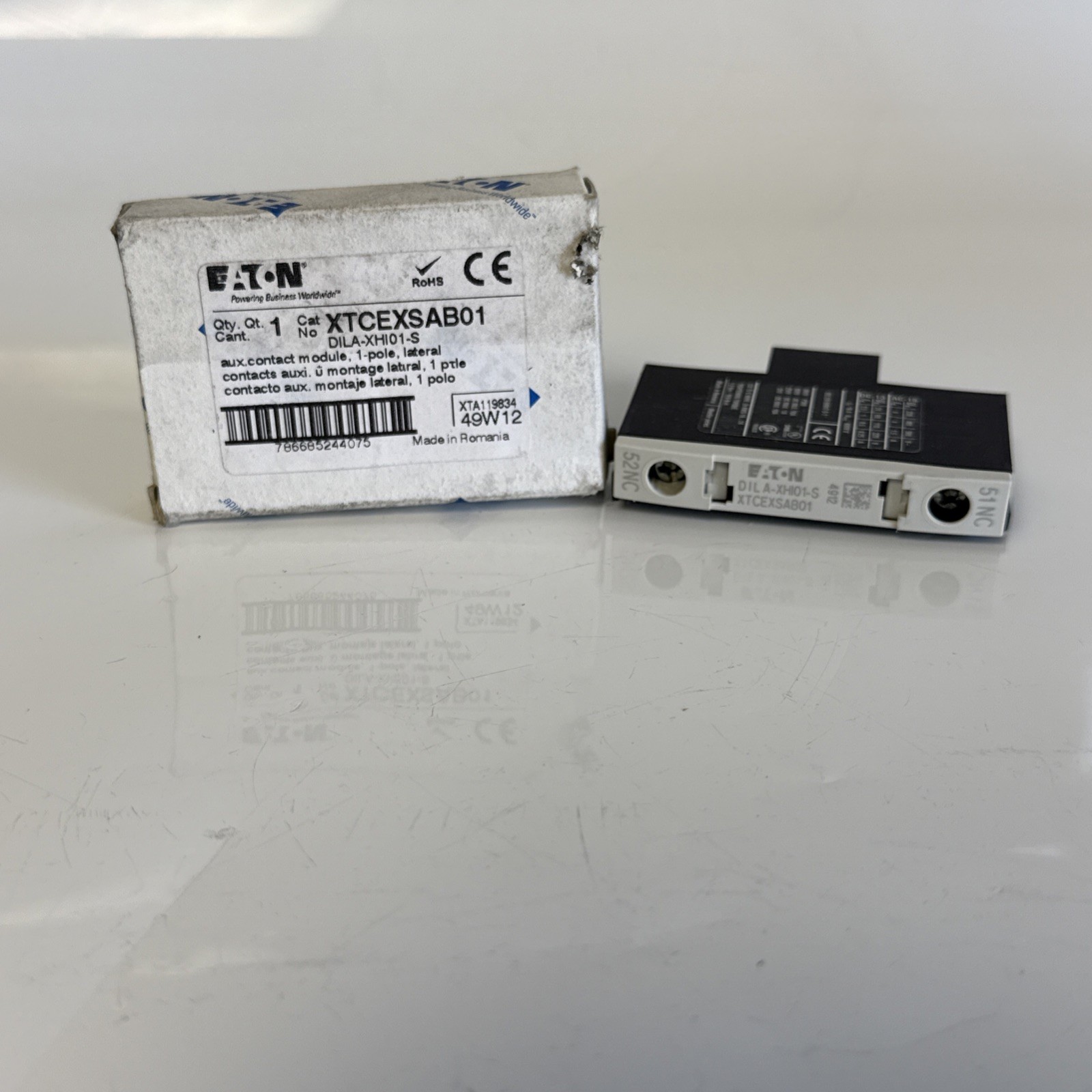 Eaton XTCEXSAB01 XT IEC Auxiliary Contact 1NC 1-Pole Side Mount