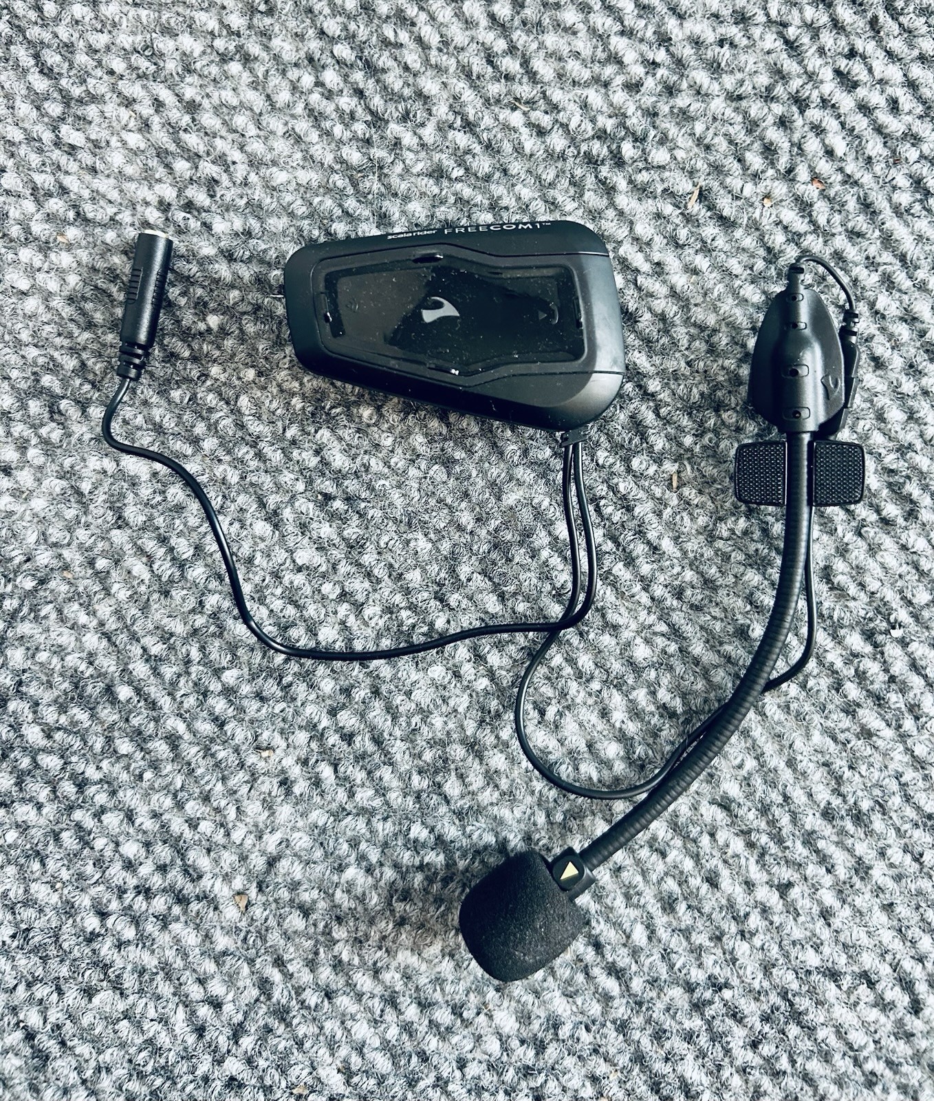 Cardo Scala Order Freedom 1 Bluetooth Intercom, Mic & Speakers