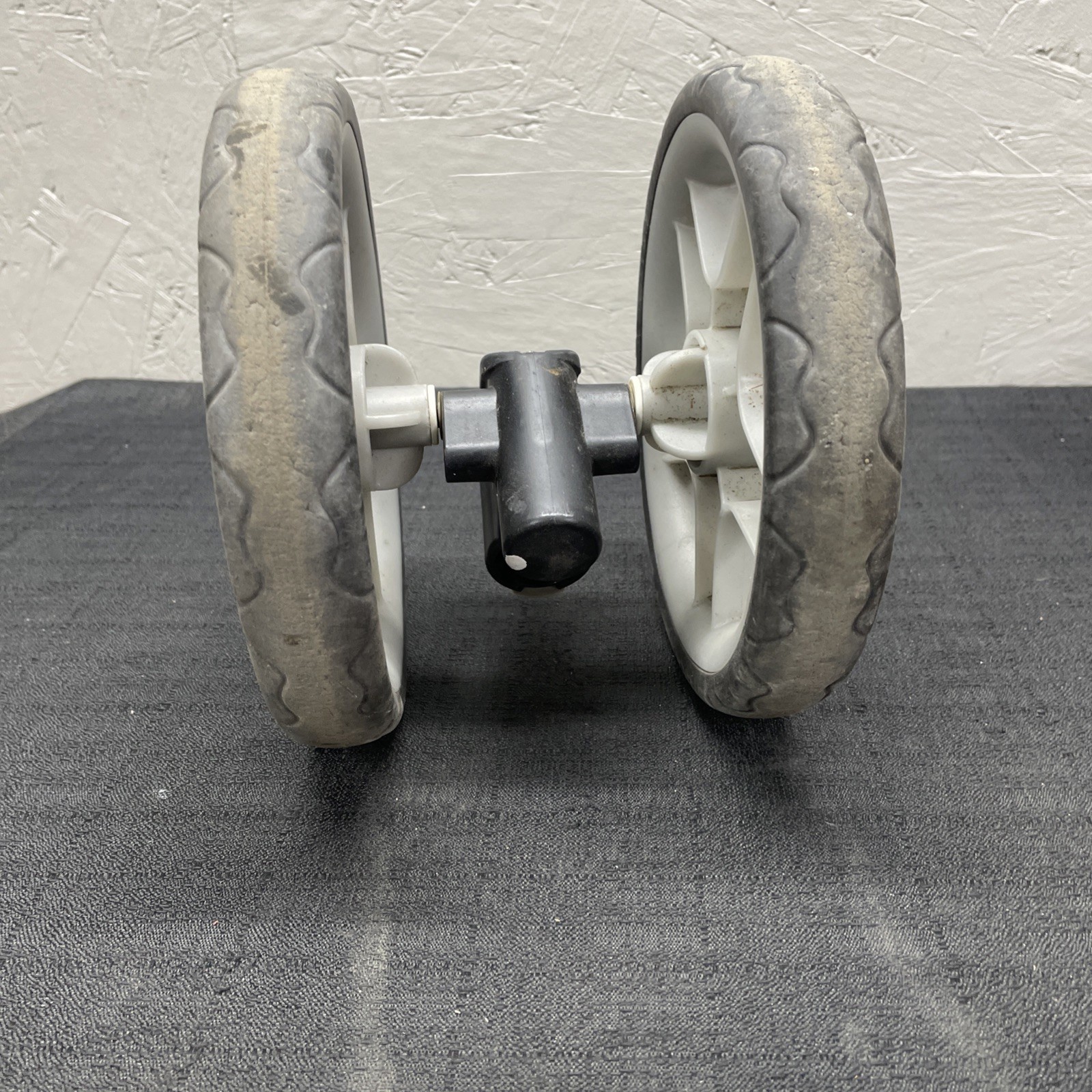 GRACO Ready2GrowClick Connect LX REPLACEMENT PART Front Tire Assembly