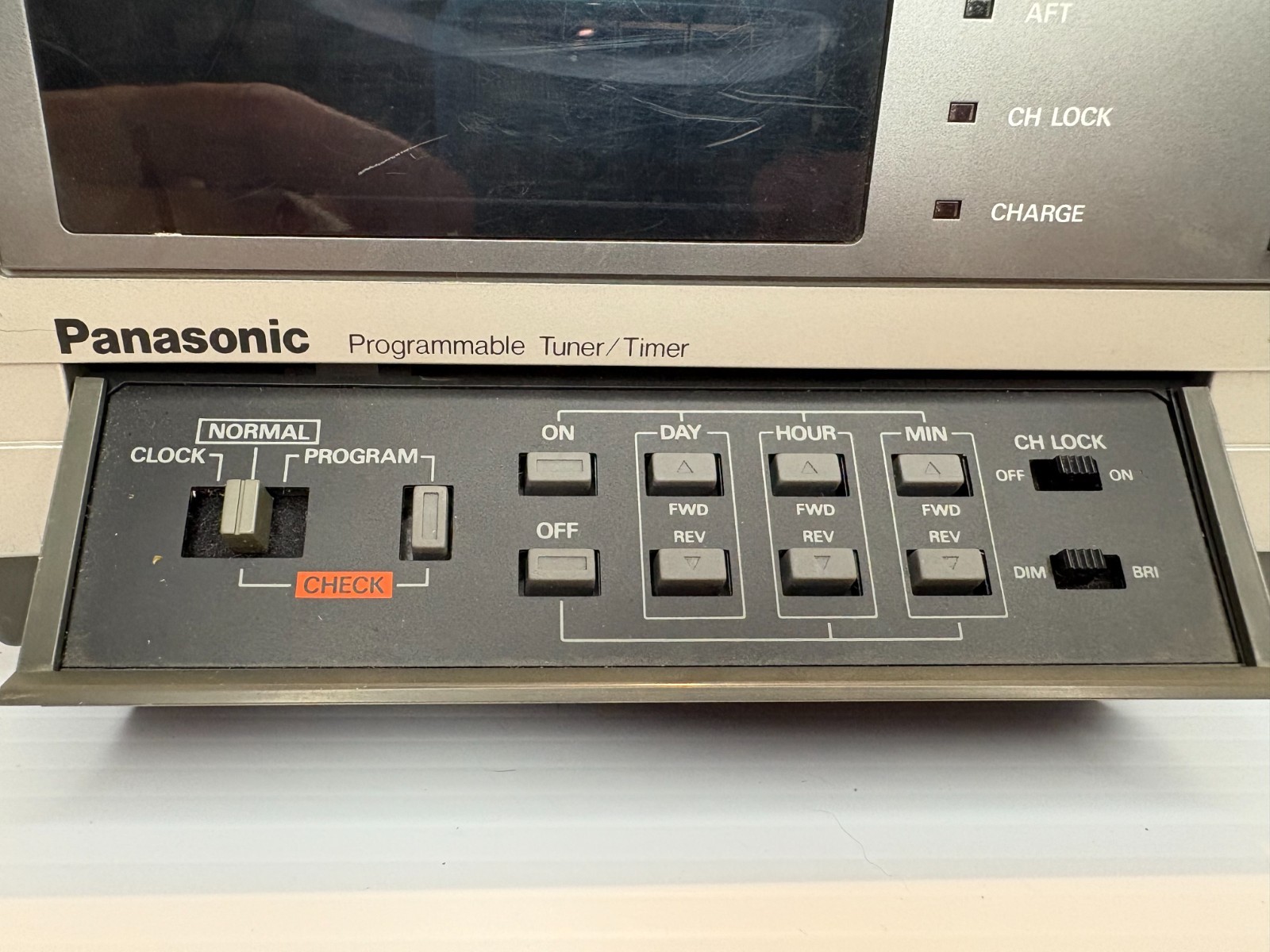 Vintage 80's Panasonic PV-A35P Omnivision VI Programmable Tuner/Timer UNTESTED