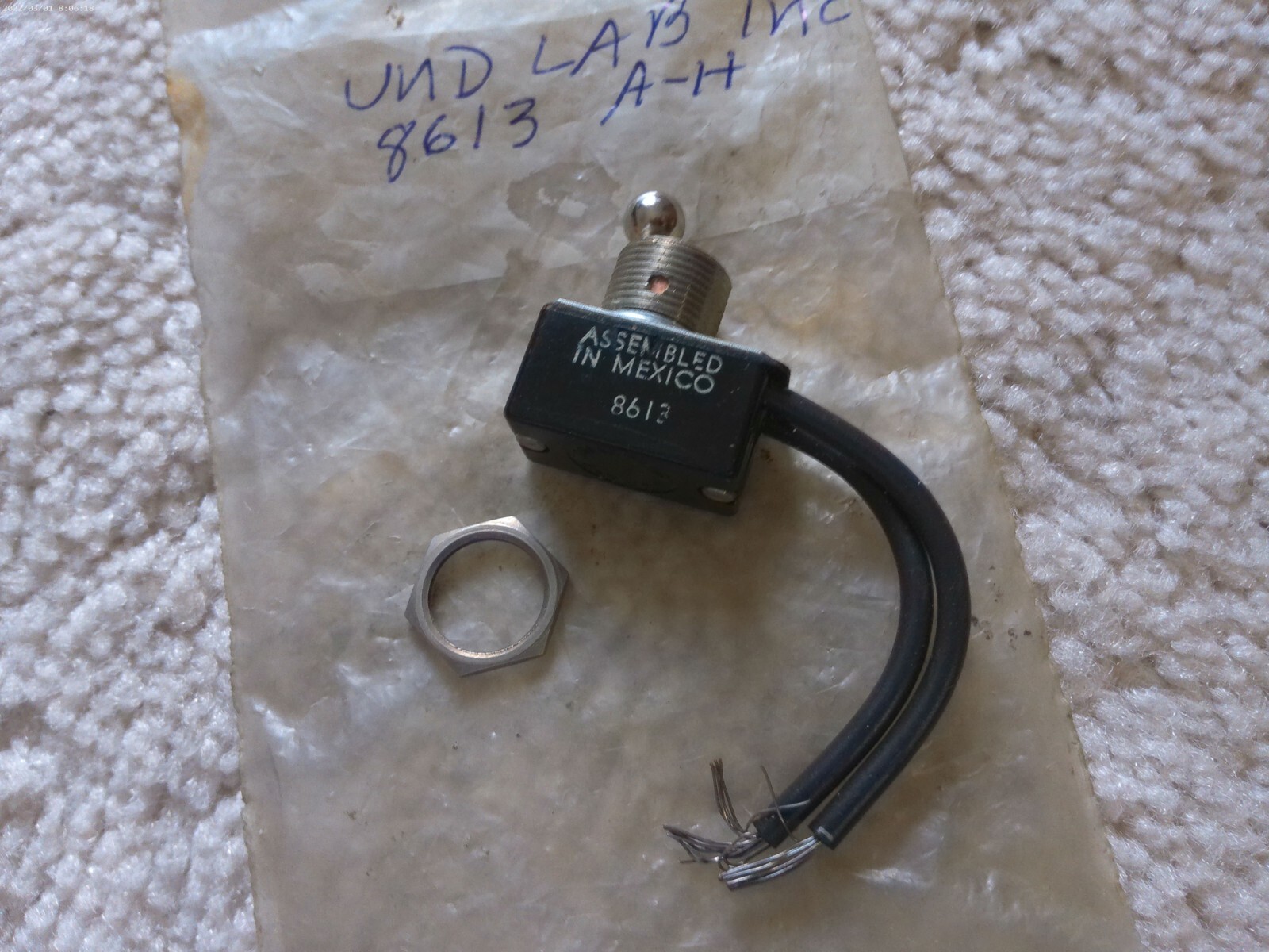 Uni Lab Switch 8613 A-H