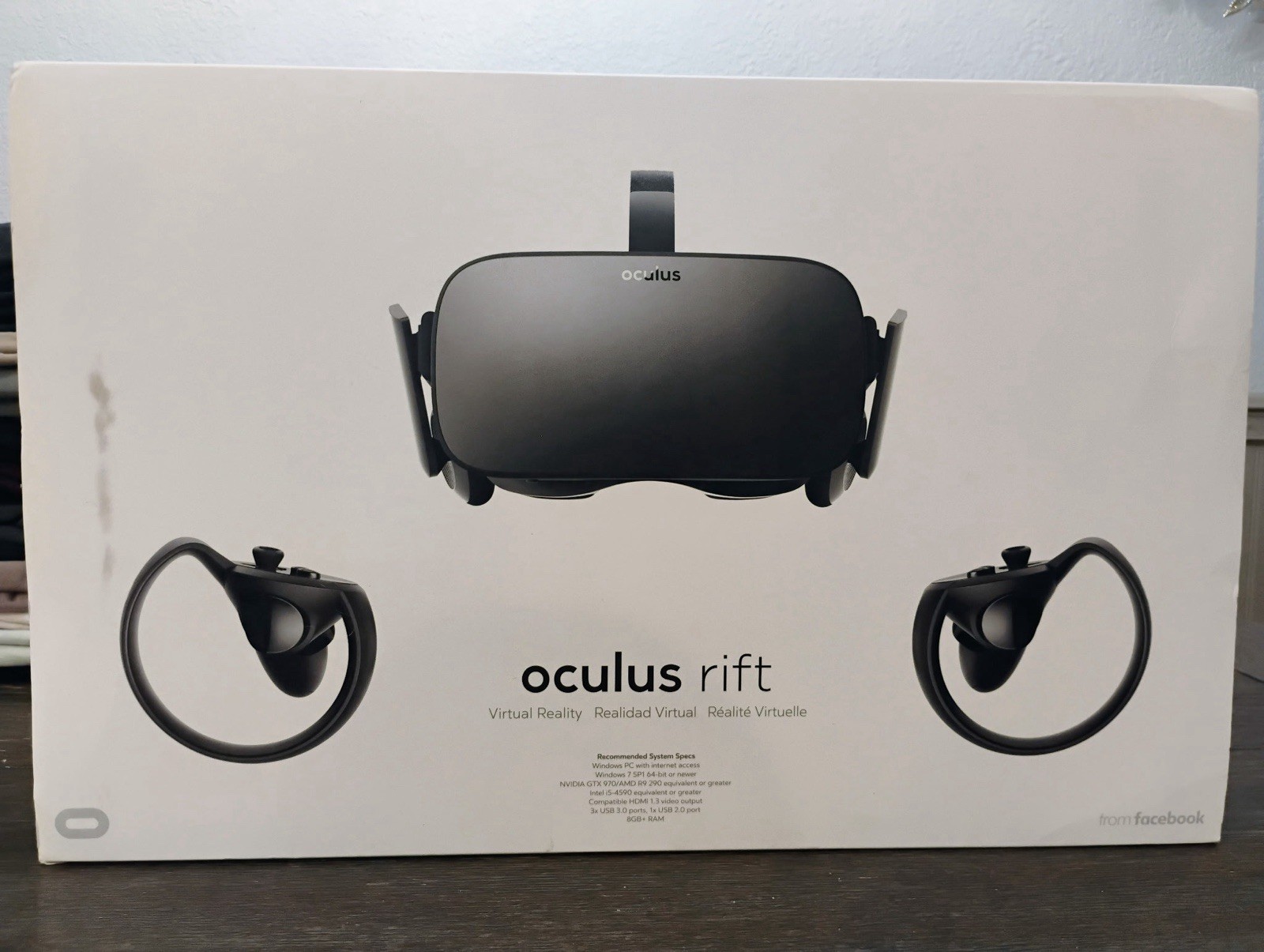 Oculus Rift PC Virtual Reality VR System Gaming Set w/ Controllers And Sensors