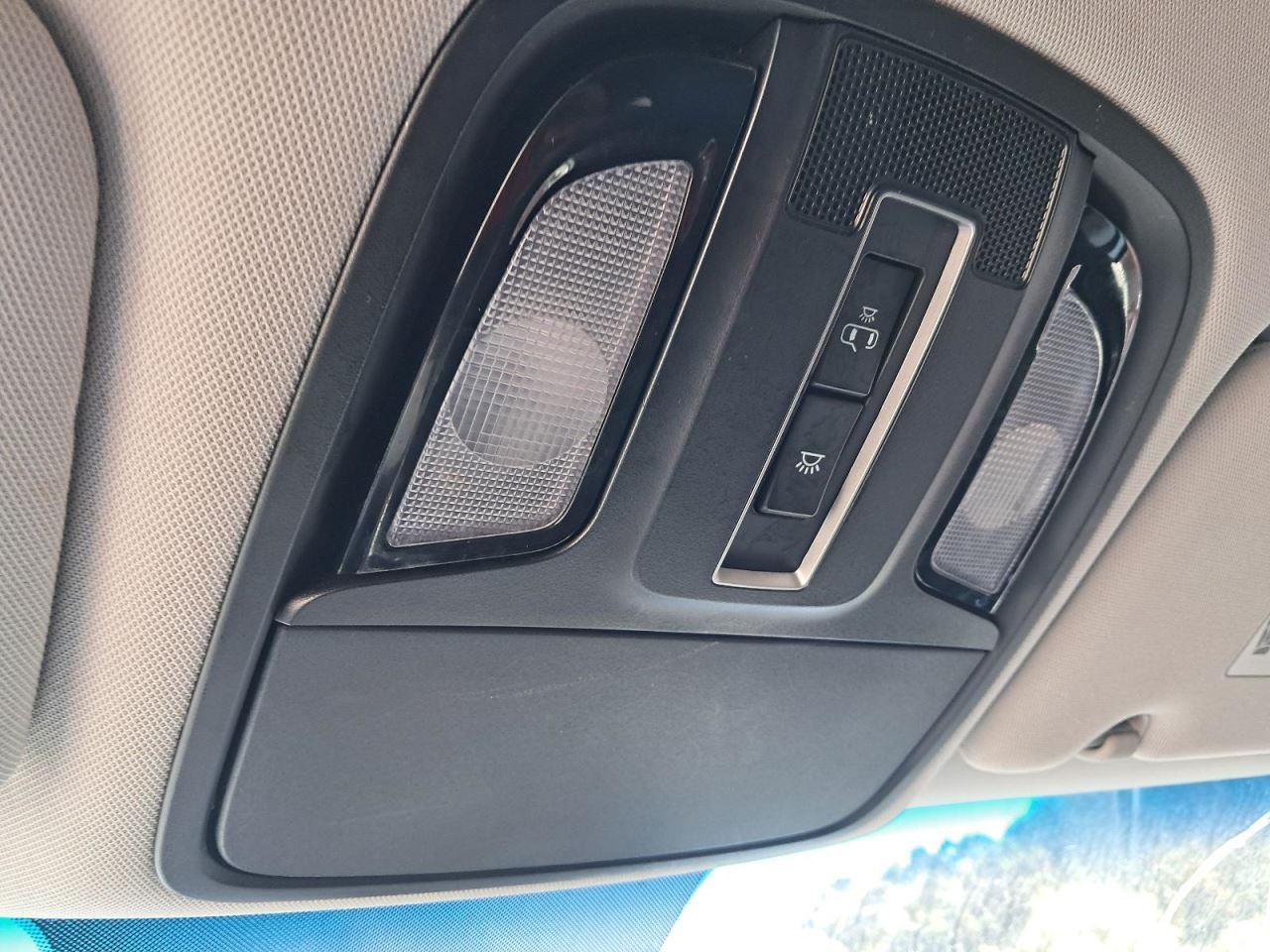 SORENTO 2019 Glove Box 4854001