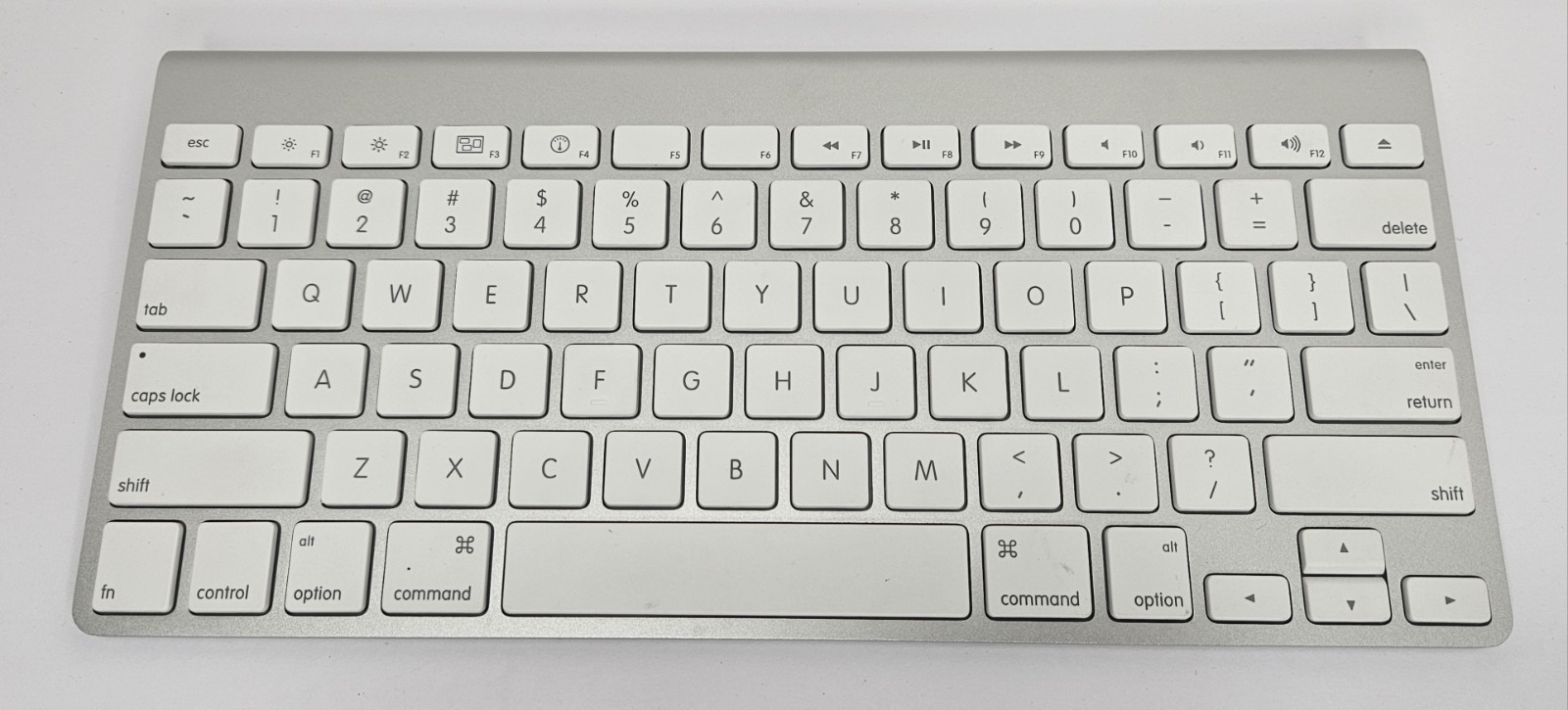 GENUINE Apple Wireless Bluetooth Keyboard A1314 Mac Aluminium
