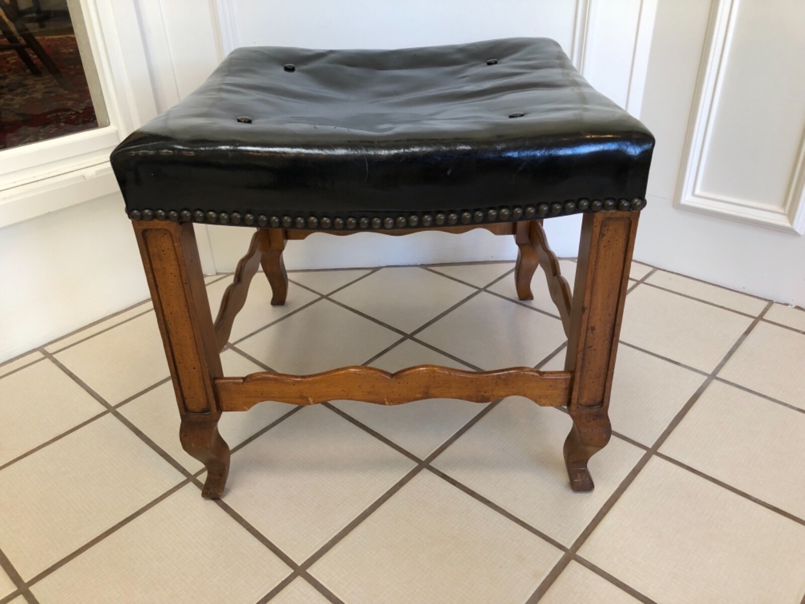 ANTIQUE VINTAGE FRENCH WALNUT & BLACK LEATHER TUFFED FOOTSTOOL W BRASS BRADS