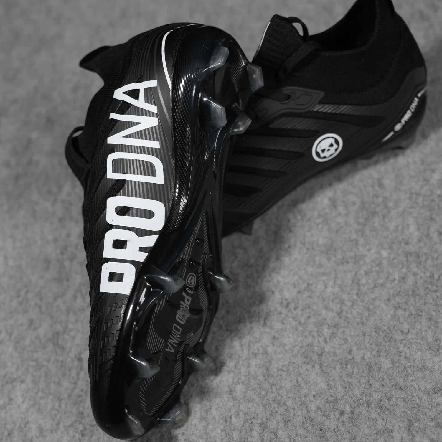 Infamous Pro DNA Voltrax Cleats - Black - Size 13