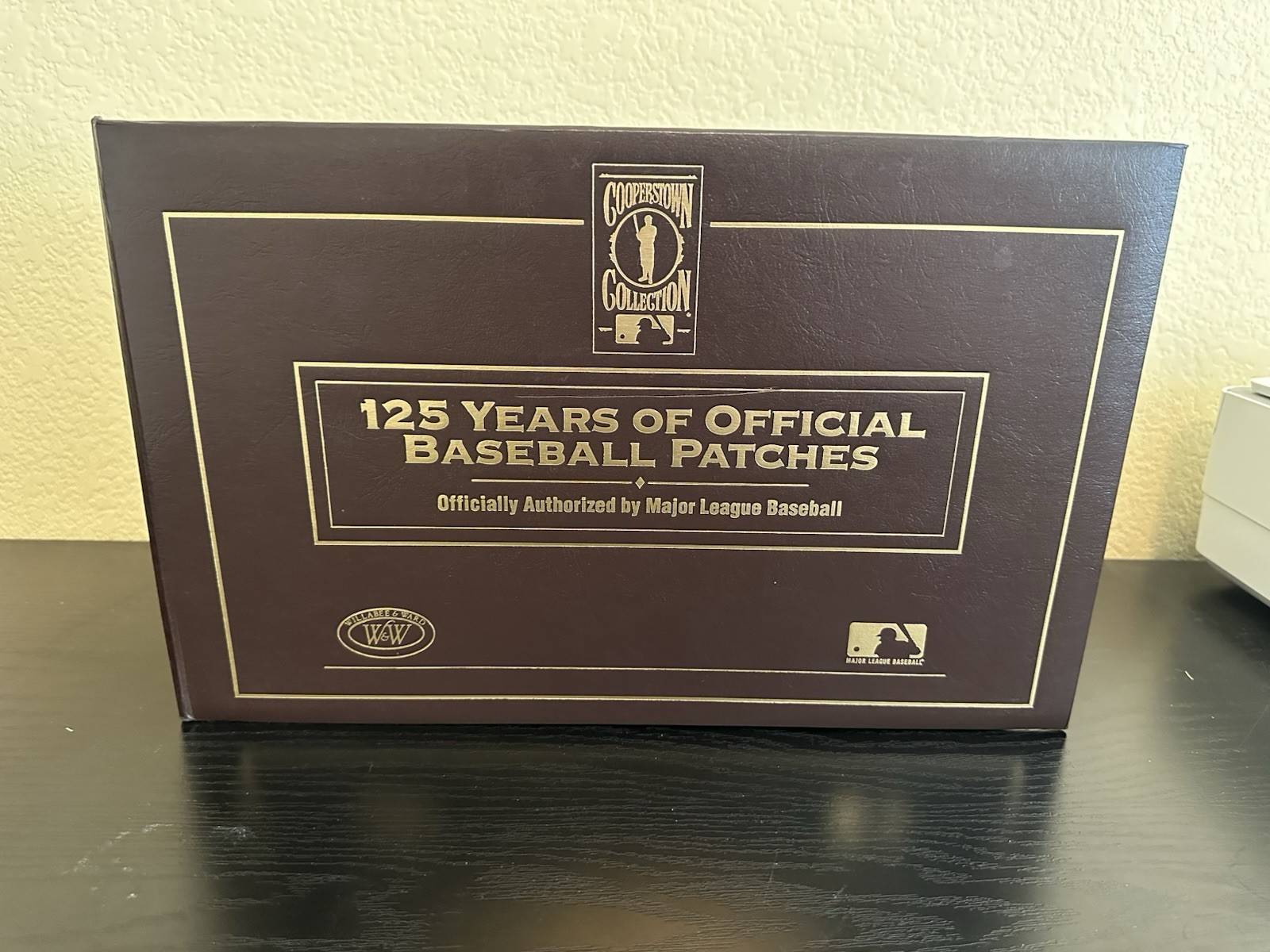 Willabee & Ward 125 Years Of Official Baseball Patches Patch Book (40 Patches)