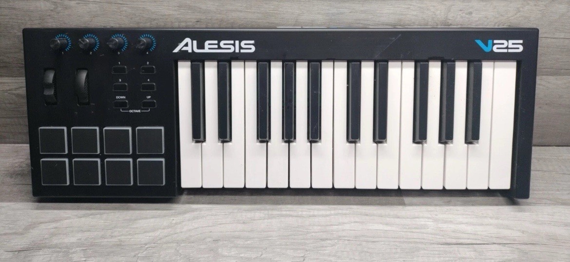 Alesis V25 USB-B to USB-A MIDI Keyboard Controller No Power Cord