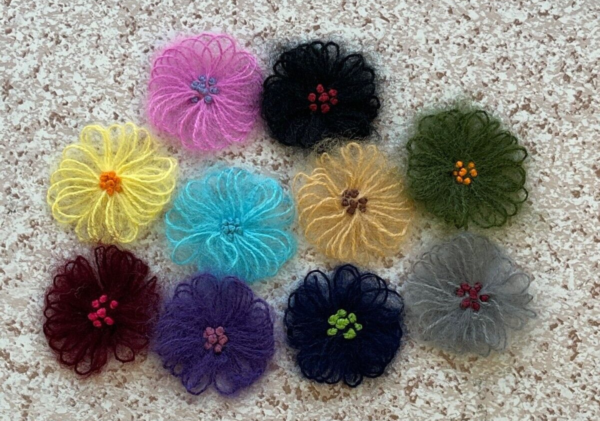 12 pc lot Beautiful Hand Crochet Mohair Yarn Flower Sew-On Craft-Knit-trim-DIY