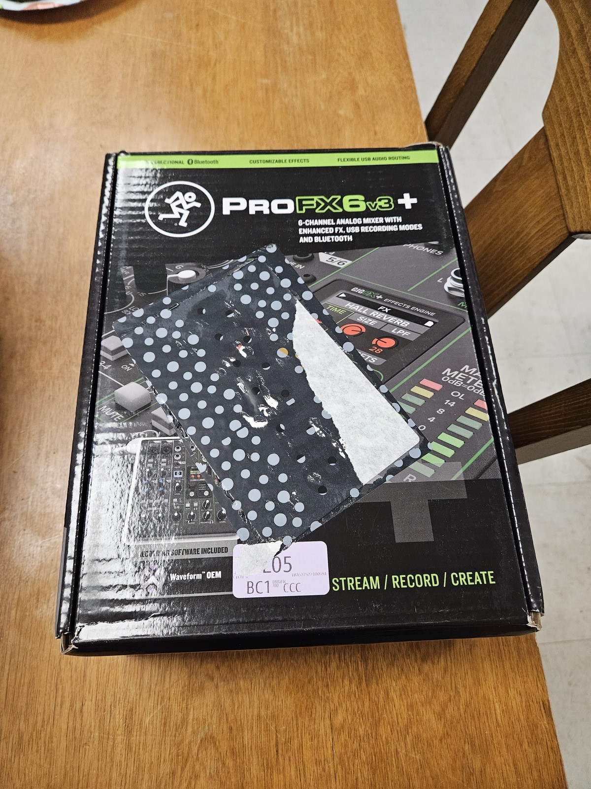 Mackie ProFX6v3+ 6-Channel Analog Mixer W/ Enhanced USB Recording Modes - Used