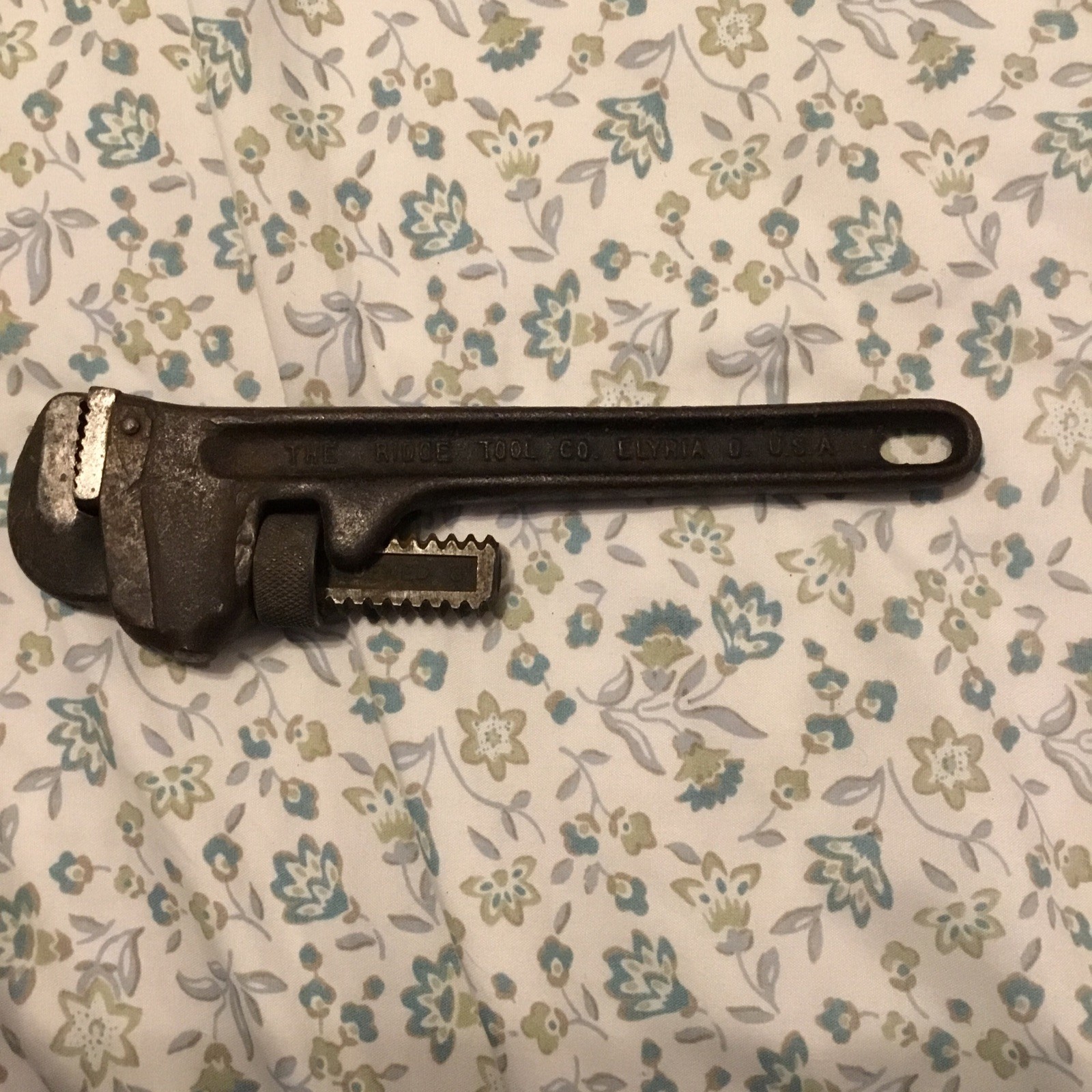 Vintage Rigid 8" Pipe Wrench- Ridge Tool Co. Elyria Ohio USA