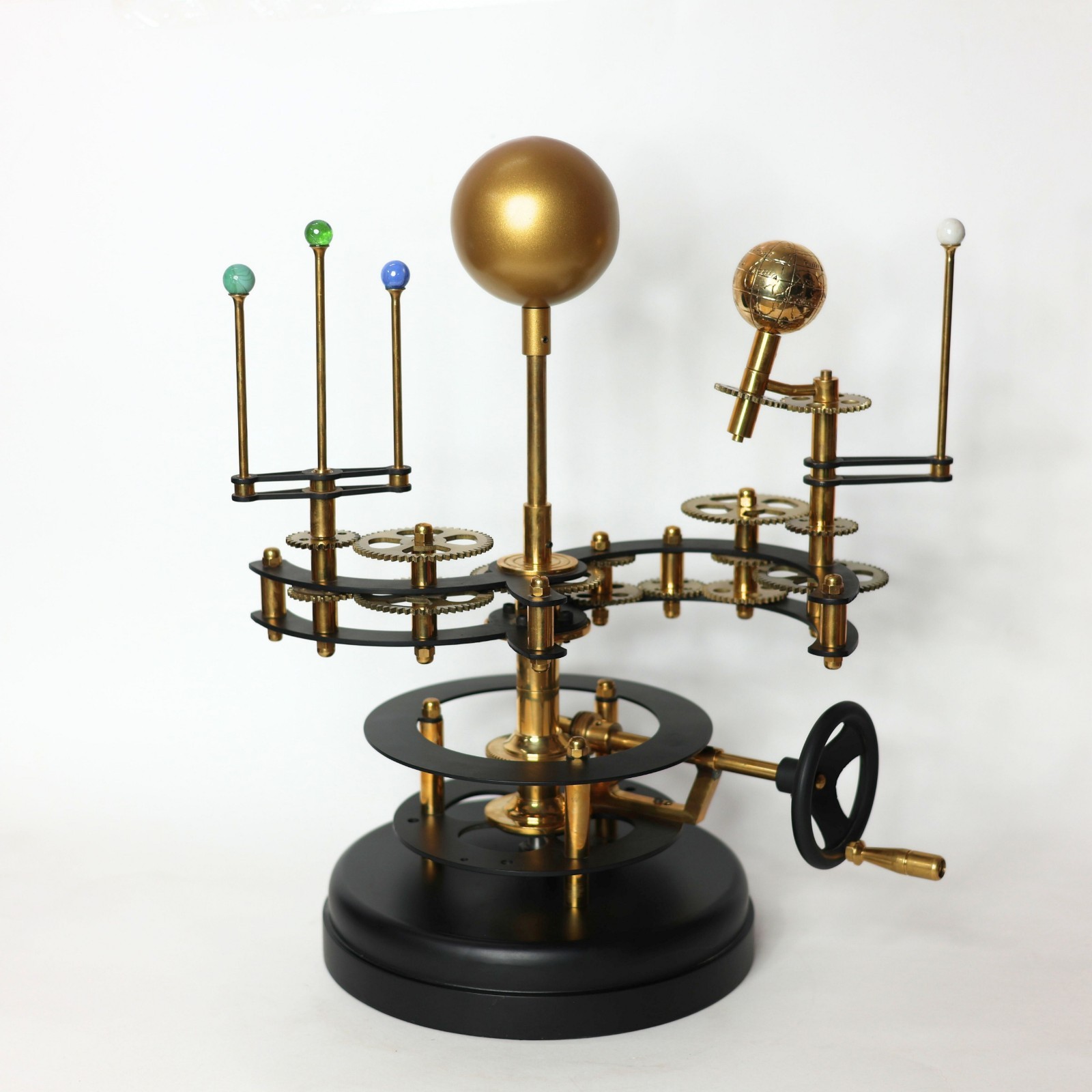 Brass Orrery Mechanical Planetarium Model — Decorative Desk Planetary Gear Art