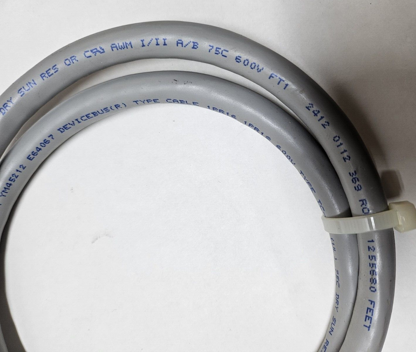 Allen Bradley Belden YM45212 E64067 Devicebus(R) Type Cable