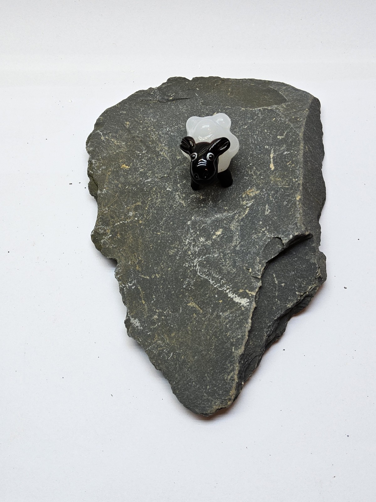 🪷 Natural Slate Stone  suitable for micro landscape,terrarium design, crafting