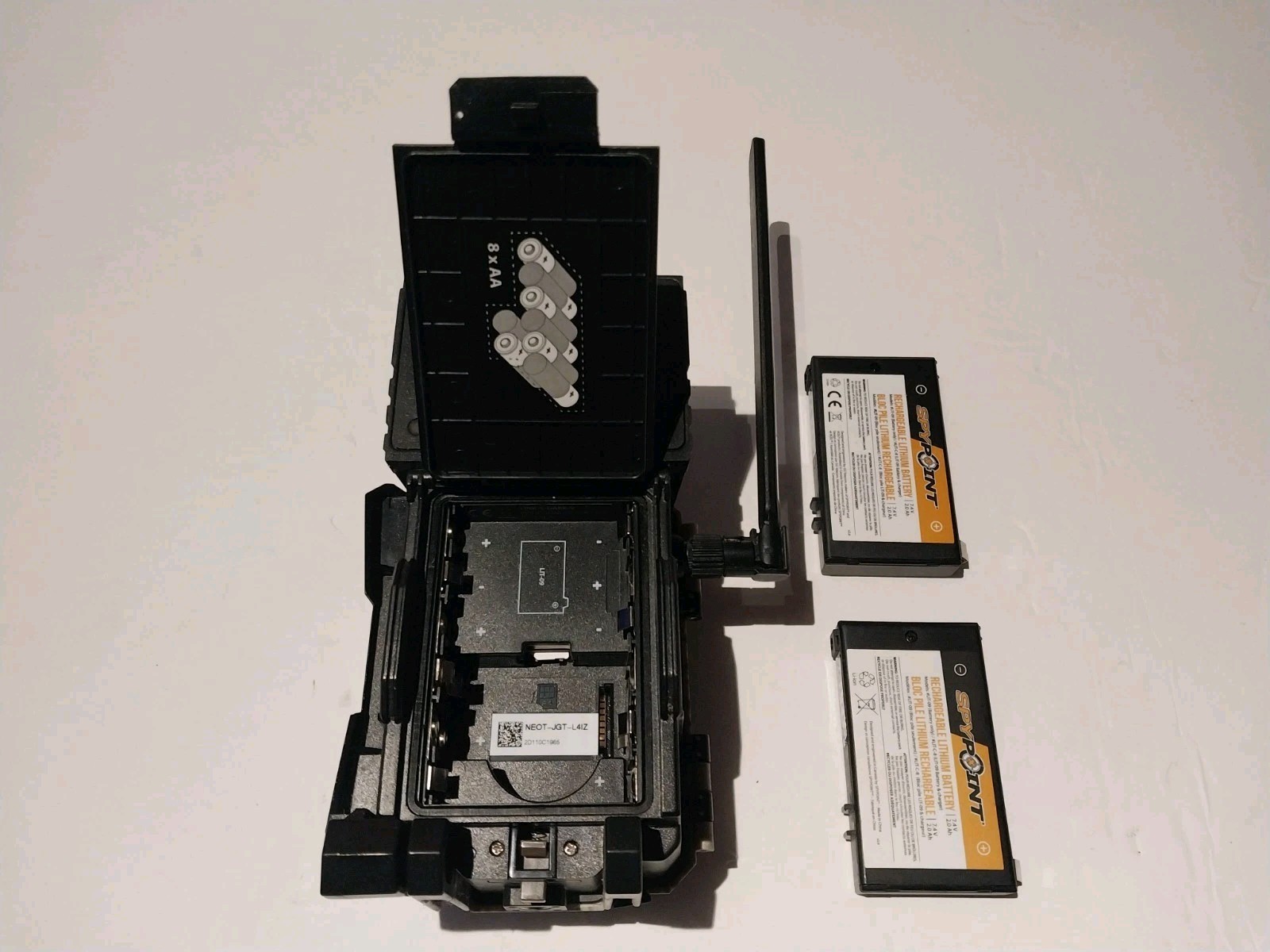 (For Parts). SpyPoint Link-S-Dark Trail Camera. Dark Screen.