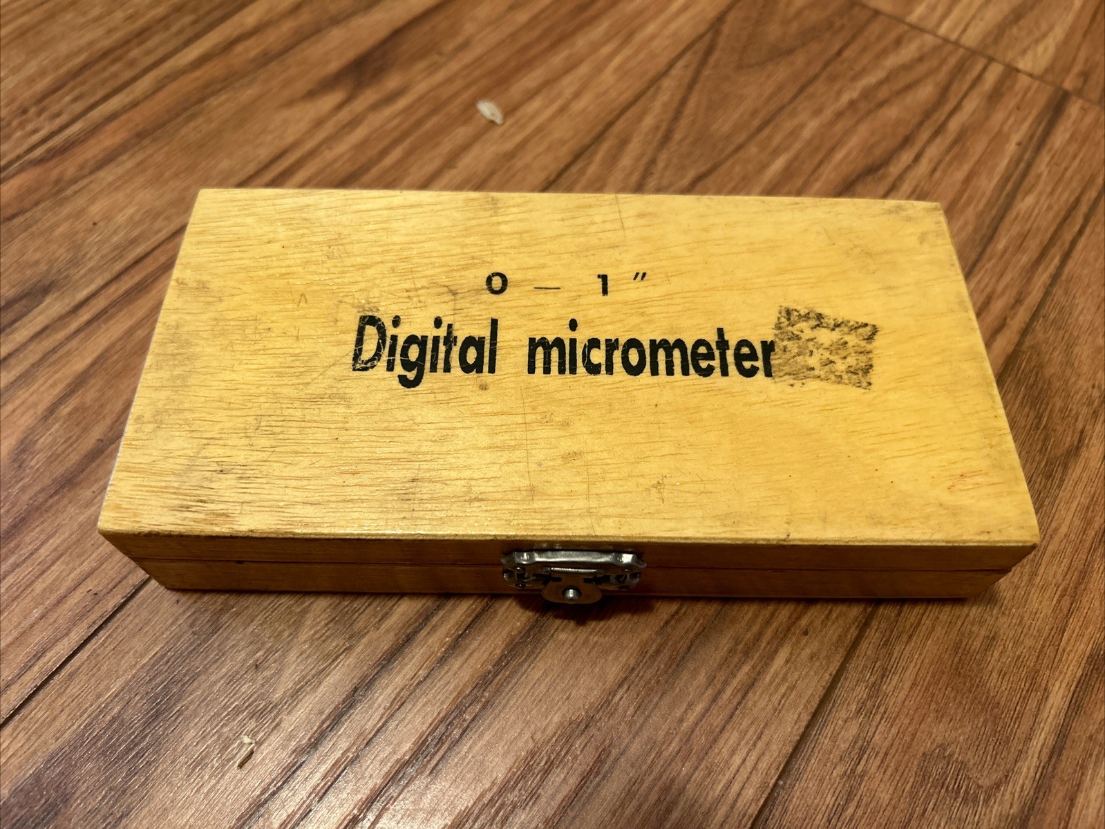 O T0 1" DIGITAL MICROMETER
