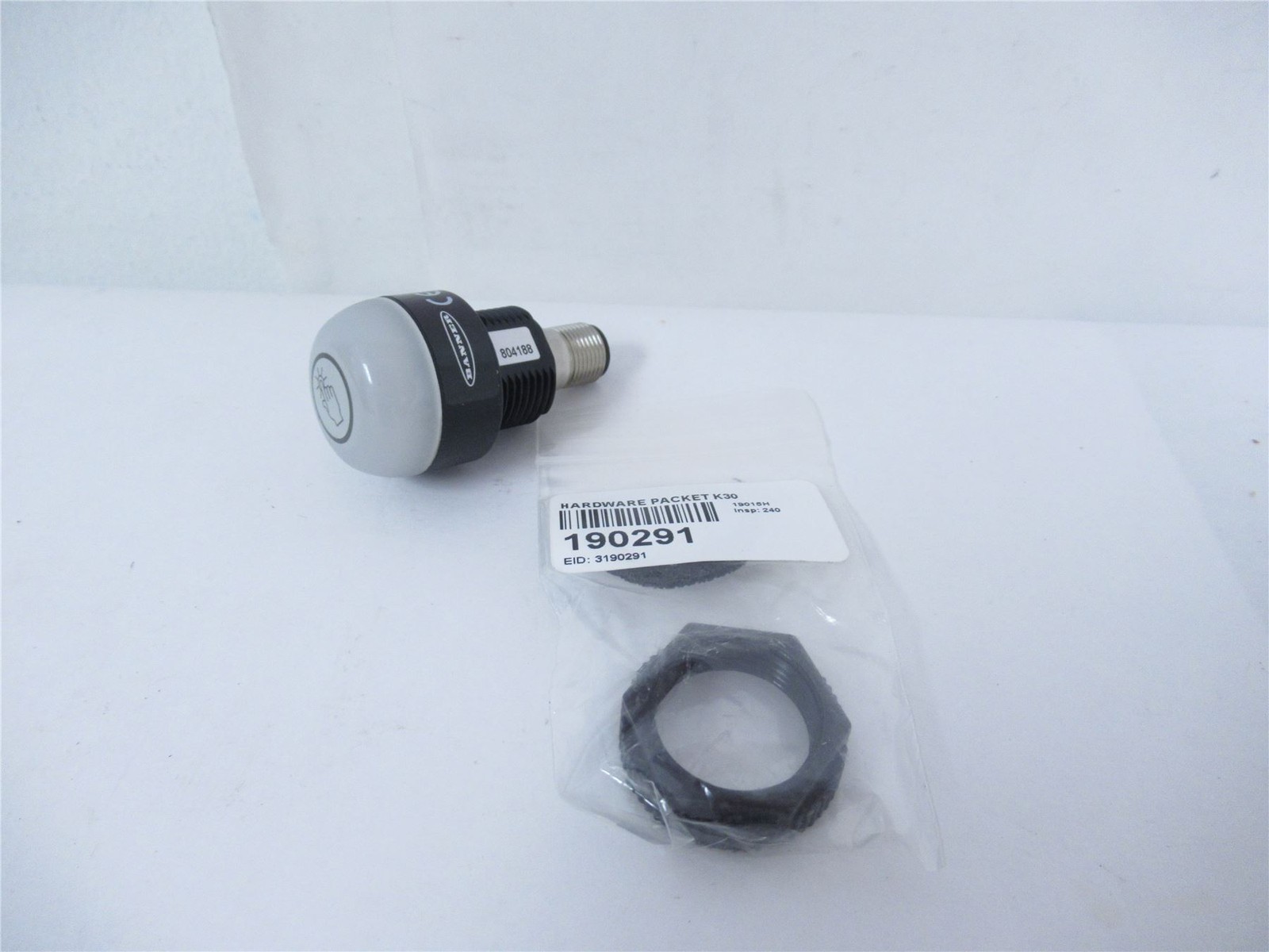 243888 New-No Box; Banner K30APT2XWF2Q Pushbutton Switch 12-30VDC Input PNP(NO)