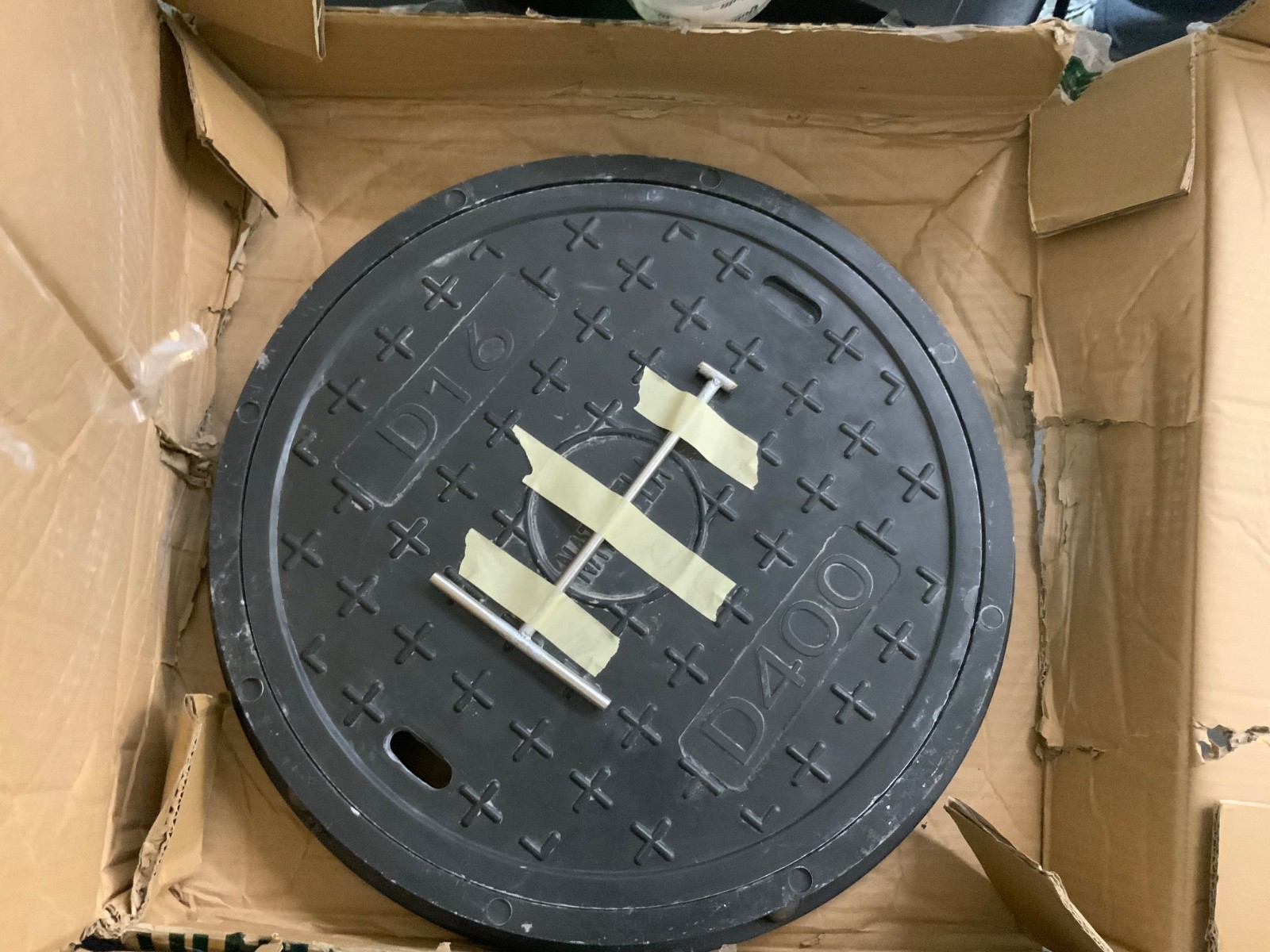 Natotela 16" Round Manhole Cover and Frame, Fiberglass Recessed Solid Top Co...