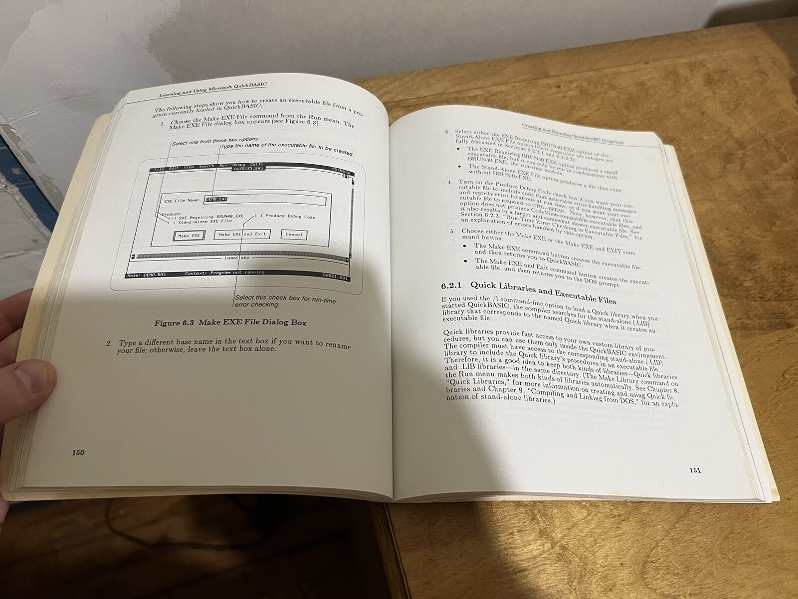 Vintage Microsoft QuickBASIC 4.0 1987 IBM PC Users Guide Book Manual