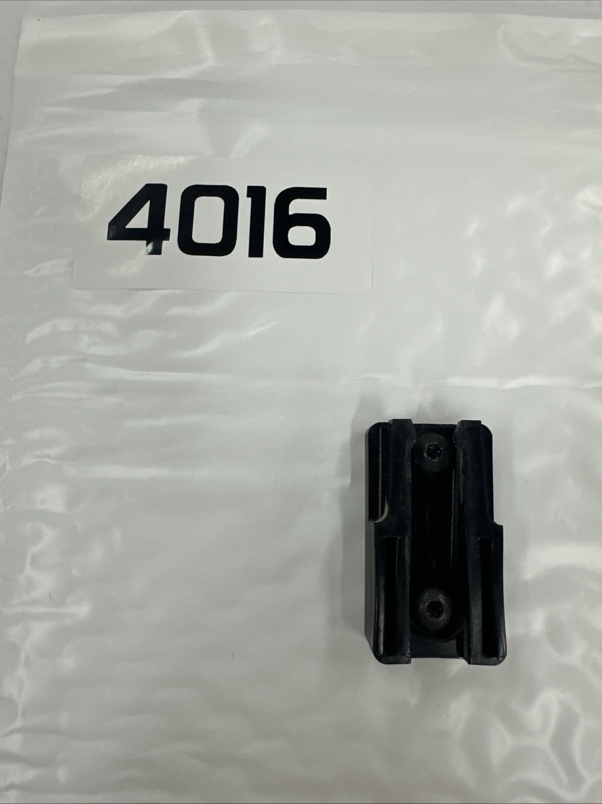 Item 4016 - Archery Quiver Mount