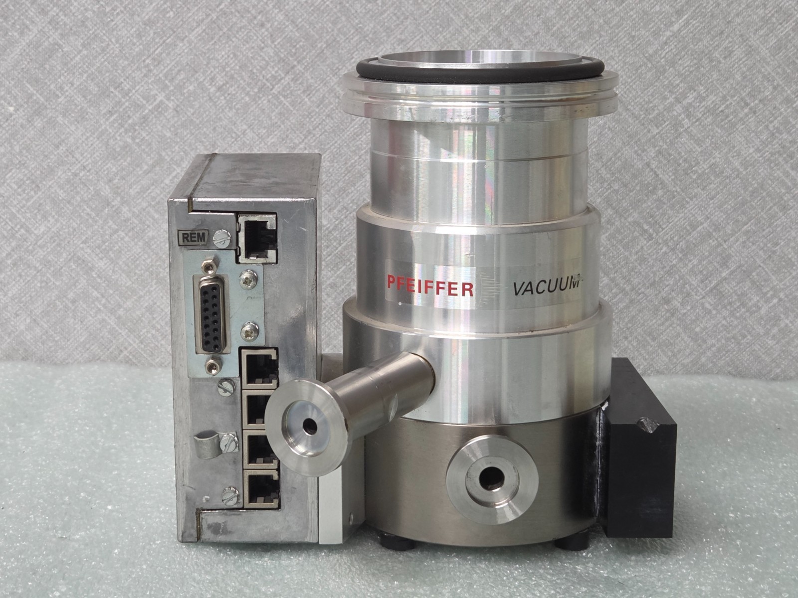 Pfeiffer TMH 071 P/ PM P03 088 G Turbomolecular Pump w/TC600 CONTROLLER