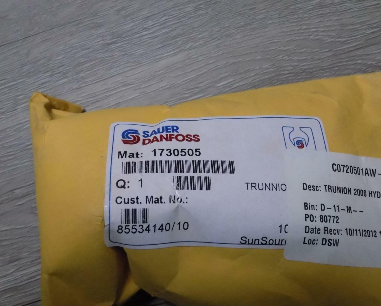 Sauer Danfoss 1730505 Hydraulic Pump Trunnion