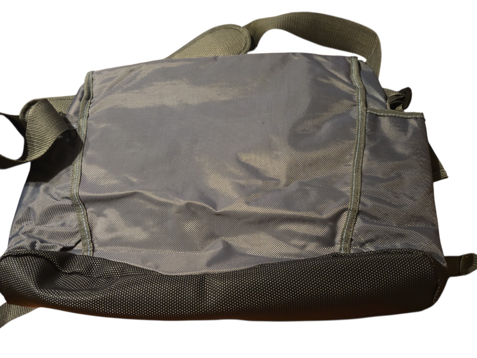 CAYAMO Commuter Messenger Gray Bag
