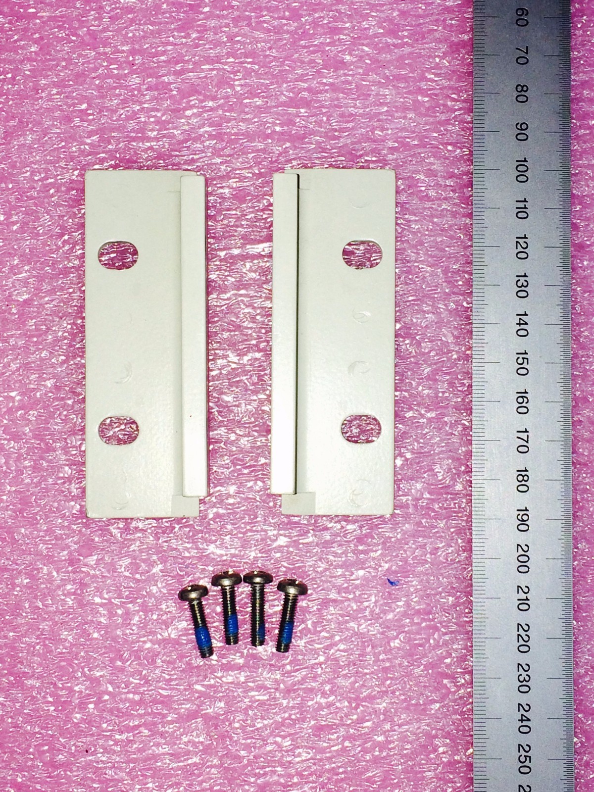 Agilent / Keysight 1CM029A Rackmount Flange Brackets 88.1mm H (2U) - 5063-9212